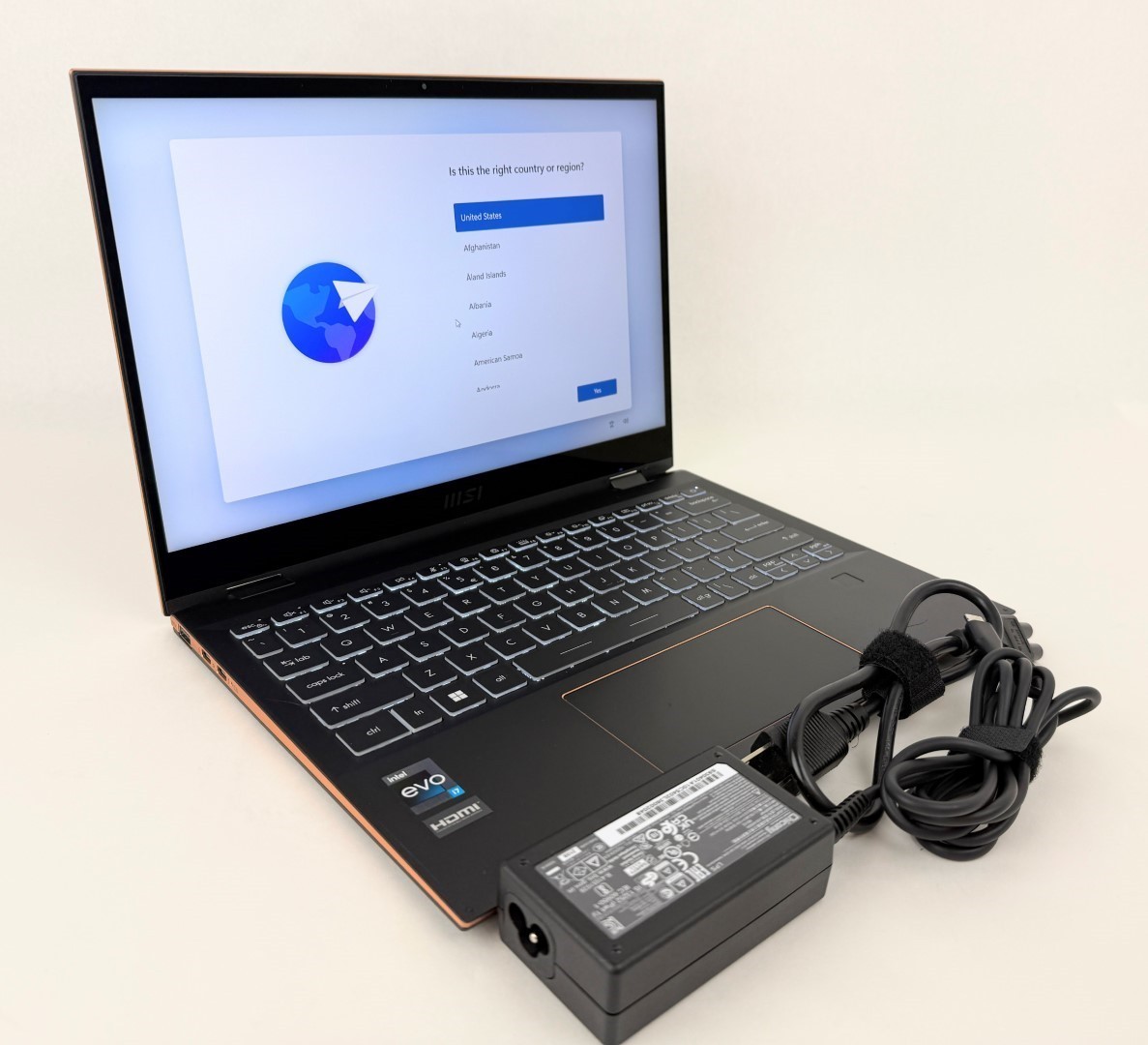 MSI Summit E13 Flip Evo A12M 13.4″ FHD+ Touch i7-1280P 16GB 1TB W11H hinge Issue