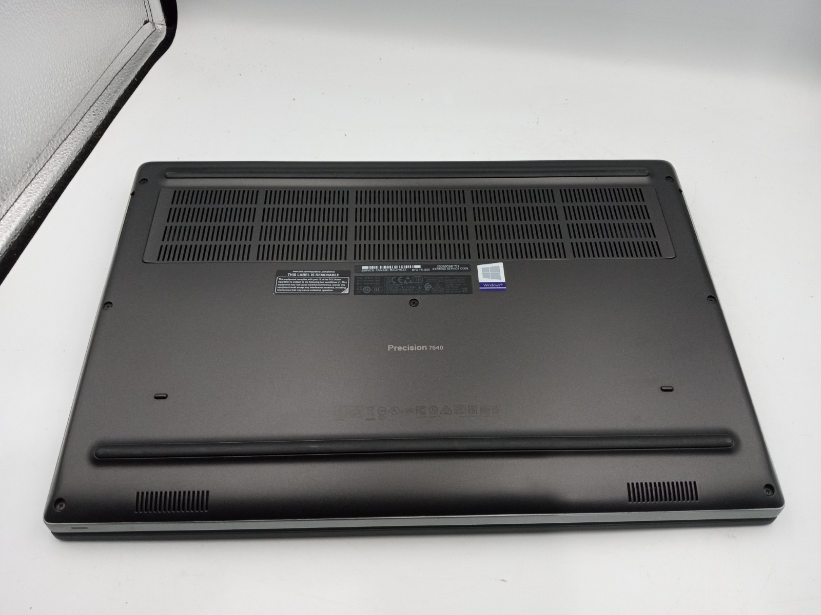 Dell Precision 7540 15.6″ Touchscreen i5-9400H CPU 16GB RAM 128GB SSD Windows 11