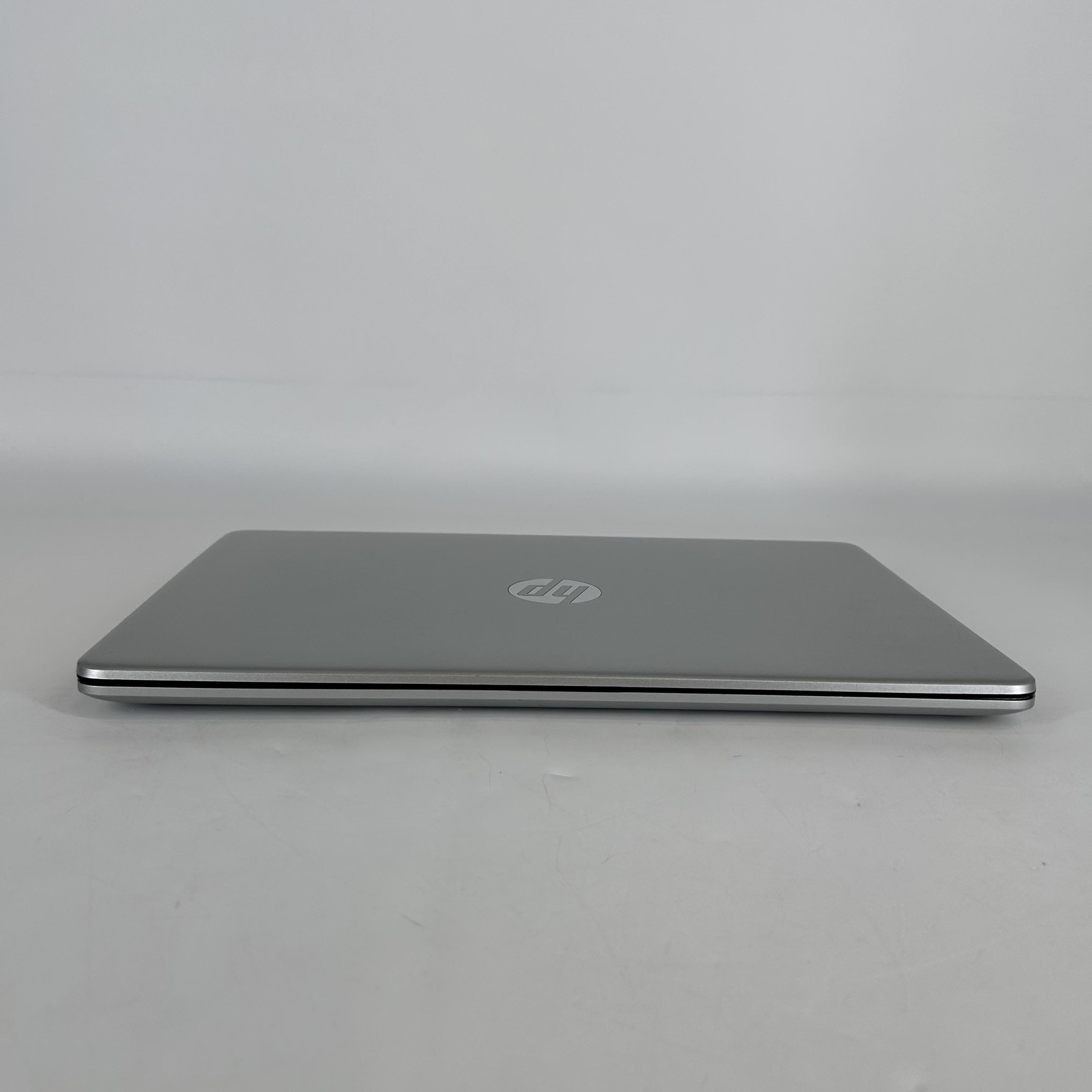 HP Pavilion 15 FHD 2.0 GHz Ryzen 7 4700U 16GB 256GB SSD Very Good – Frame Split