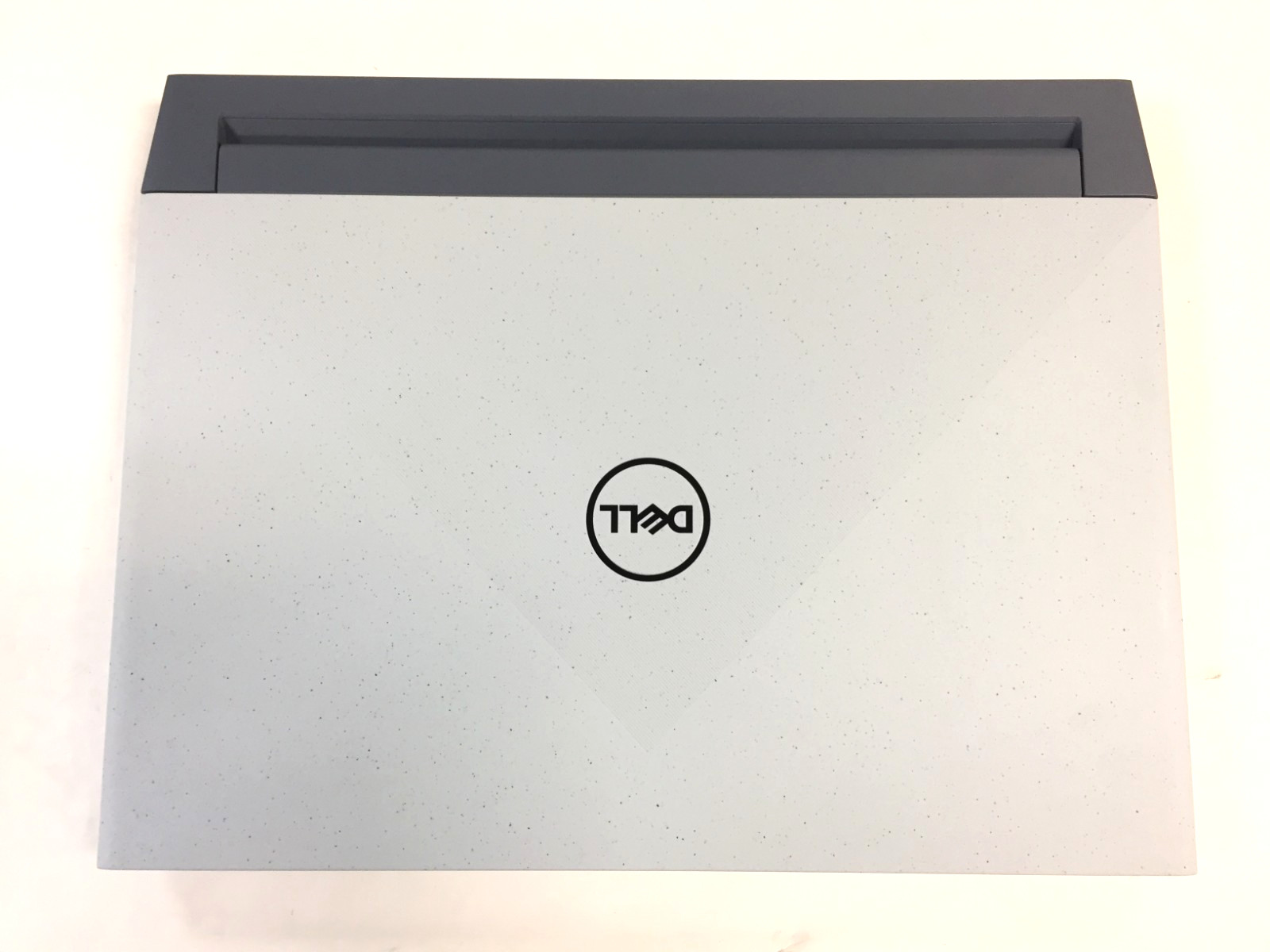 Dell G15 5515 15.6 FHD Gaming Laptop/Ryzen 7 5800H/8GB/512GB SSD/RTX 3050Ti/W11H