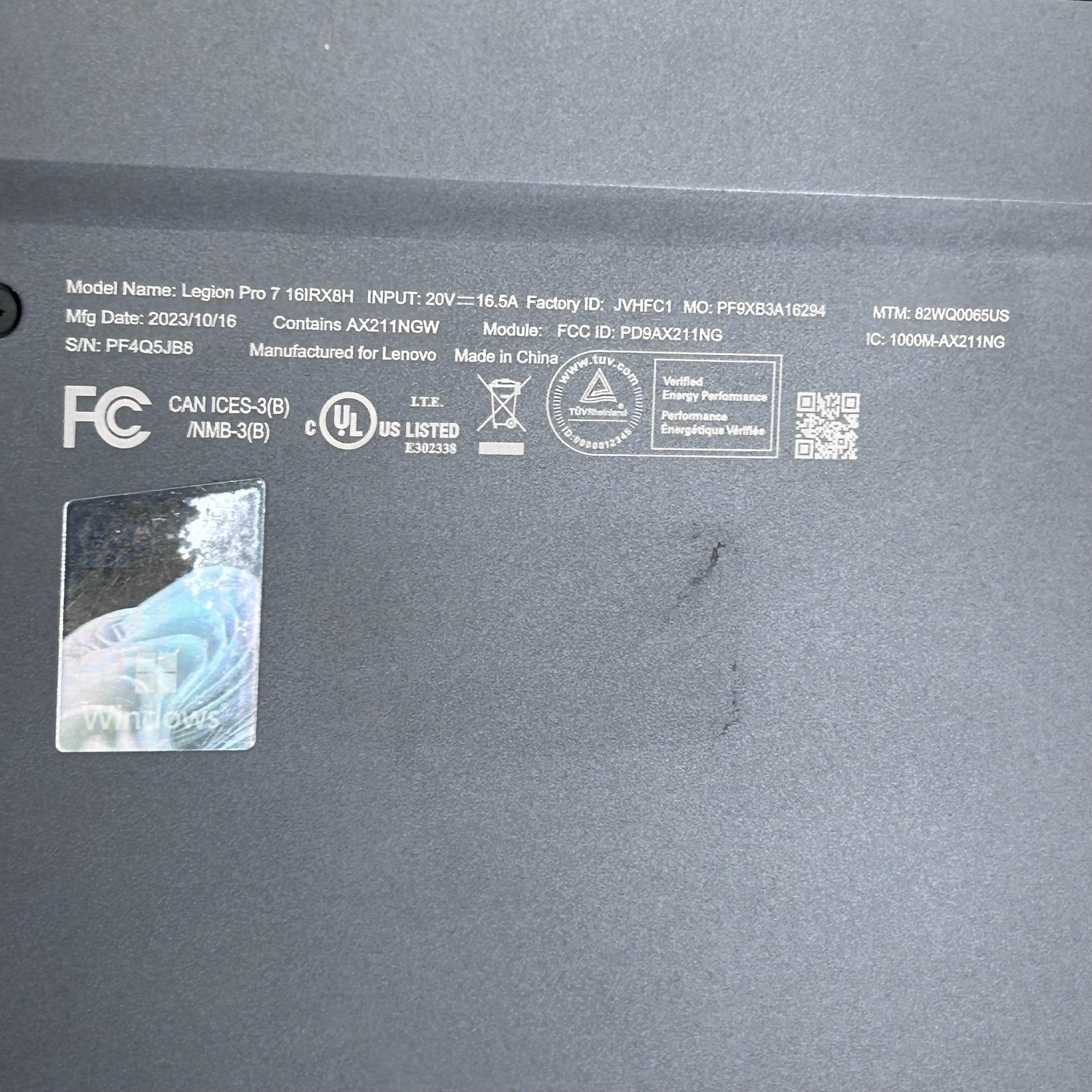 Lenovo Legion Pro 7i Gen 8 16 240Hz QHD+ 2.2GHz i9-13900HX 32GB 1TB SSD RTX 4080