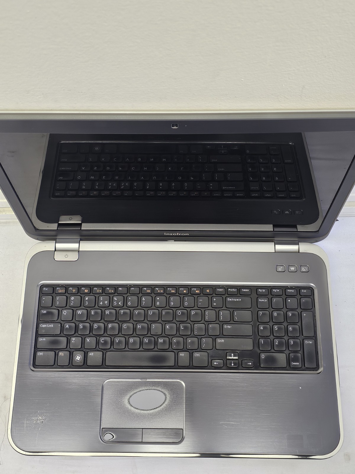 Dell Inspiron 5720 Laptop – Intel i5-3210M – NO RAM/HDD/OS – Parts – Read Desc.
