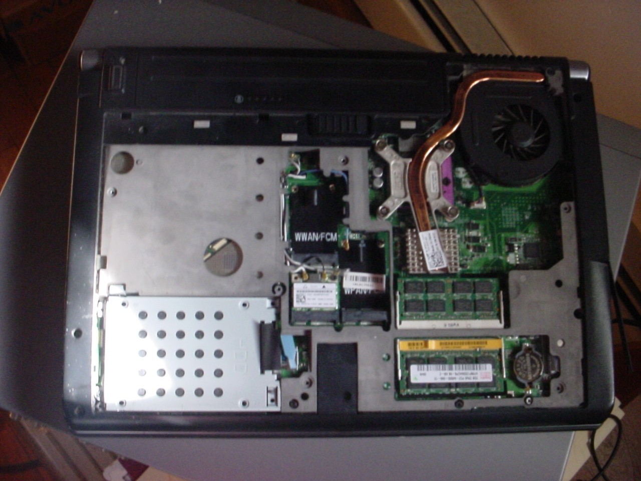 Dell Studio 1537 Laptop Intel Core 2 Duo T6400 4GB Ram No HDD – READ