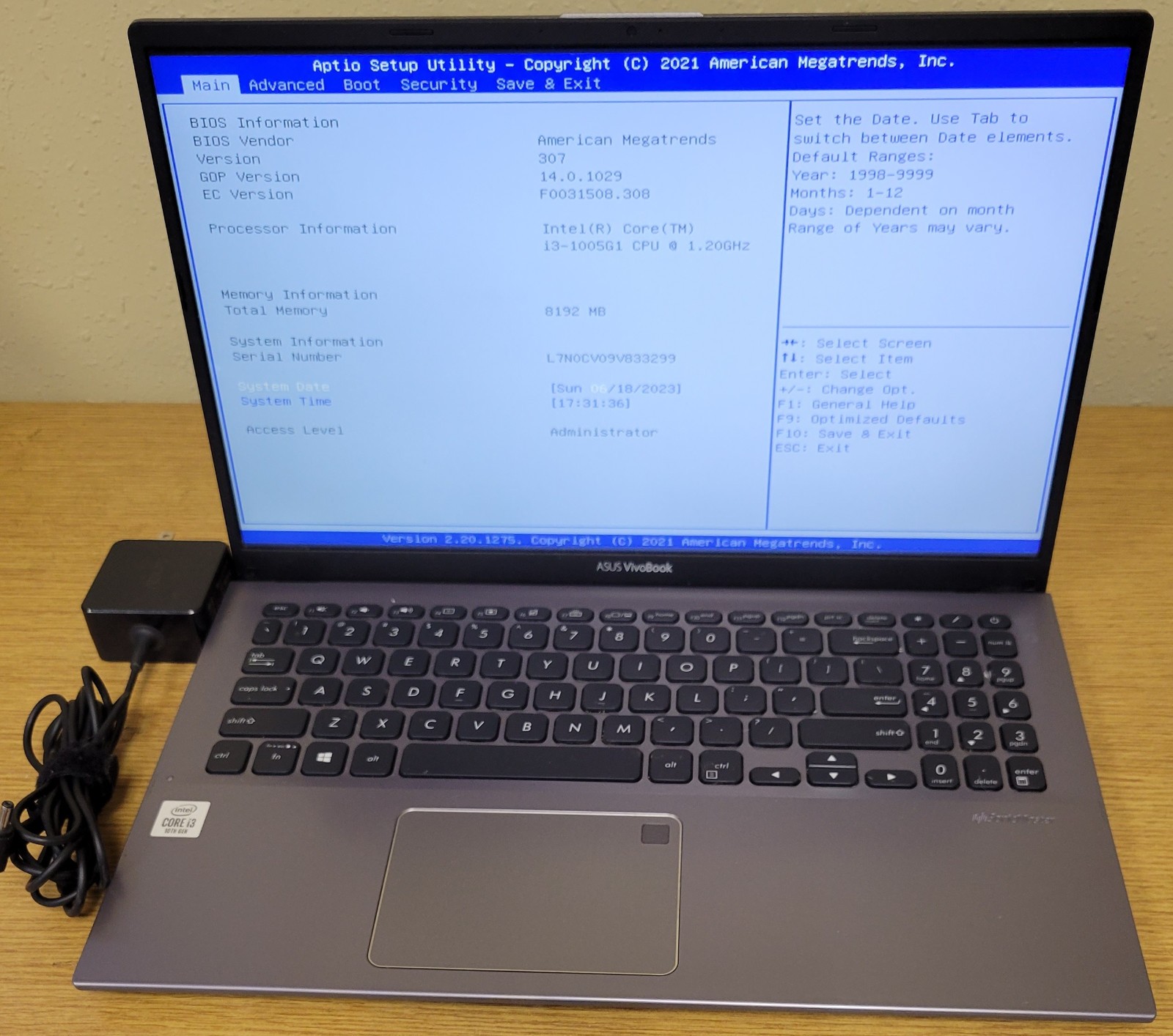 Asus VivoBook F512J i3-1005G1 1.20GHz 8GB DDR4 256GB NVMe NO OS/HDD