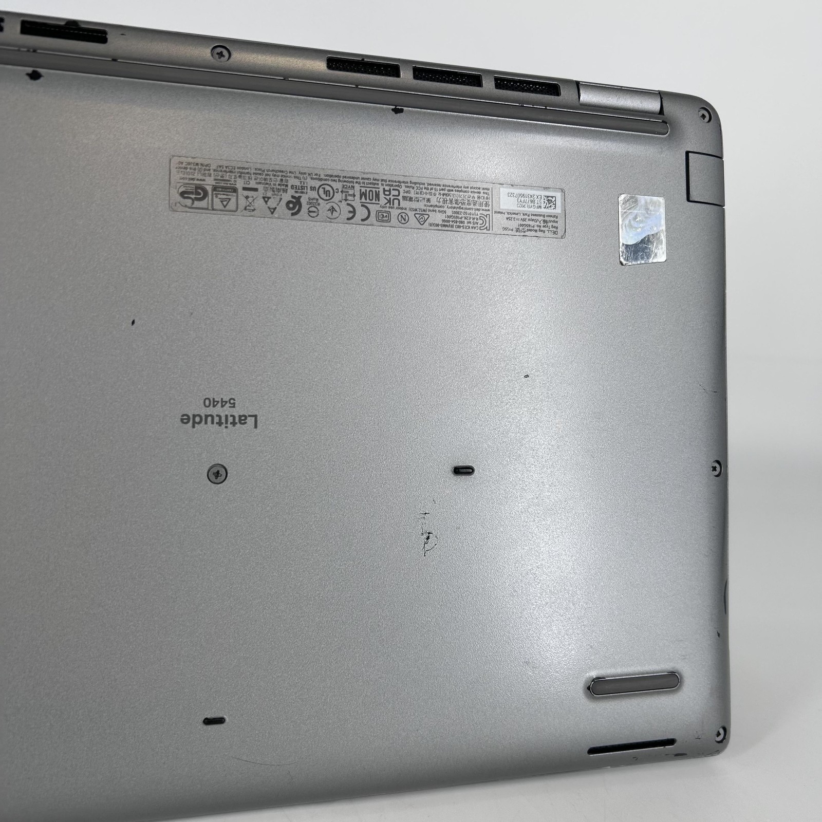 Dell Latitude 5440 14 Gray FHD 1.8 GHz i7-1365U 32GB 512GB SSD Good