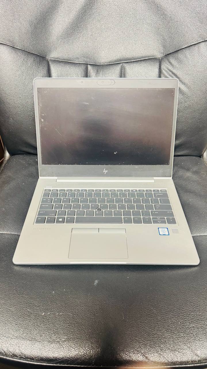HP EliteBook 830 G6 ” Core i7-8665U 8GB RAM 256GB SSD win11pro