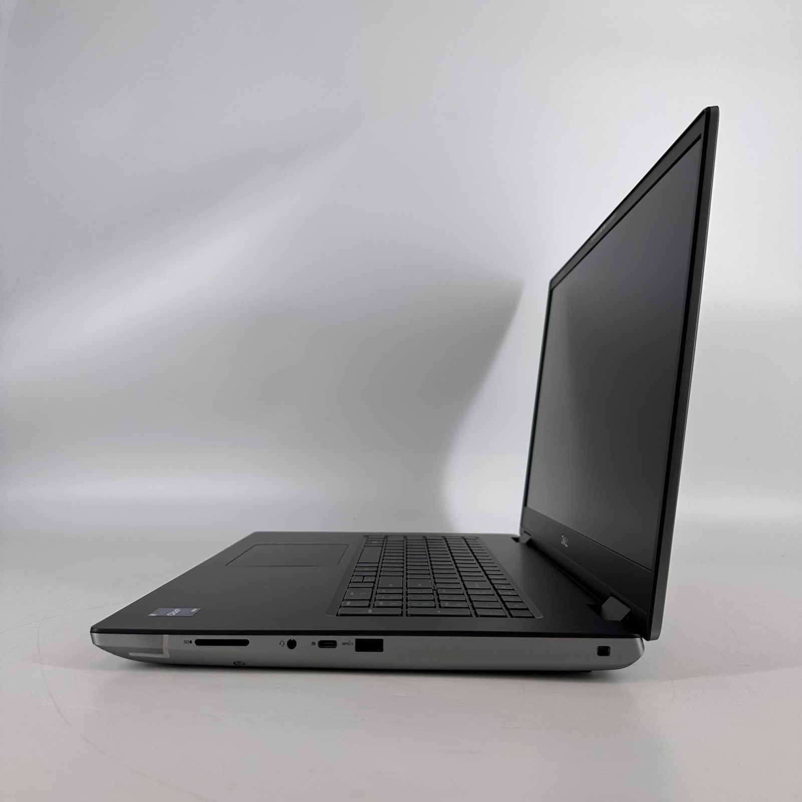 Dell Precision 7780 17.3 FHD 2.2 GHz i9-13950HX 64GB 512GB SSD RTX 4000 Ada
