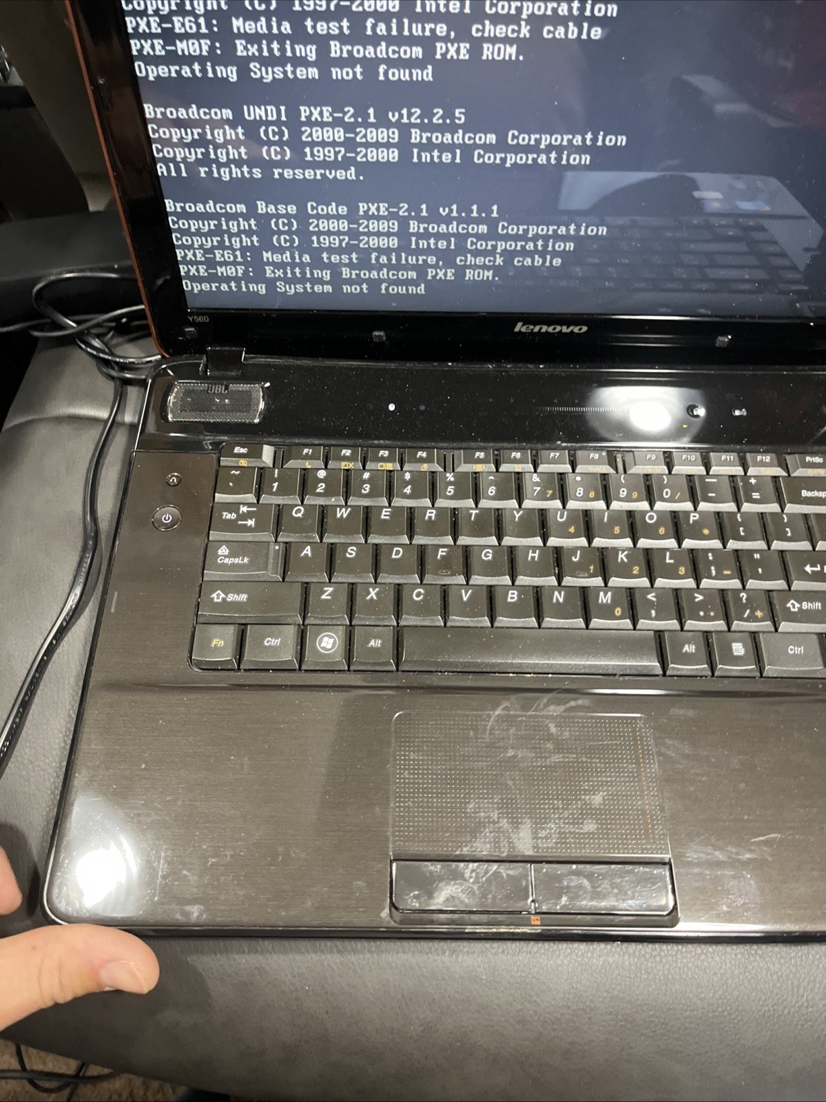 Lenovo Y550 CPU Pentium Dual Core 2GHz 4GB RAM Parts Or Repair AS IS (READ)