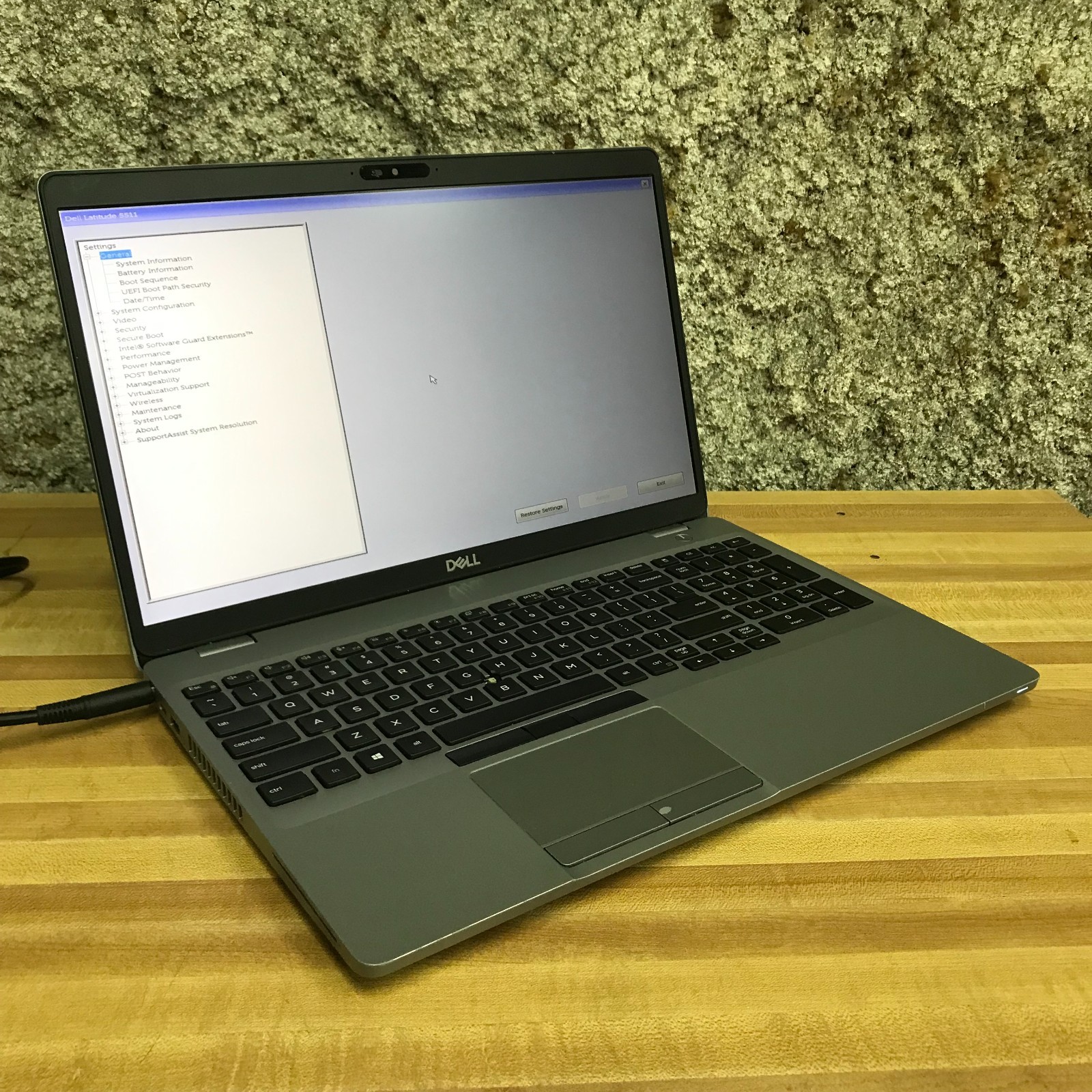 Dell Latitude 5511 Core i7-10400H 2.60 GHz 16 GB DDR4 RAM No SSD (Boots to BIOS)