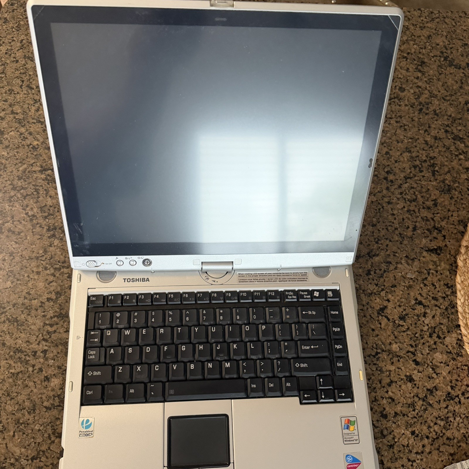 Toshiba Satellite R15-S822 Laptop Convertible Tablet UNTESTED No Charger Parts