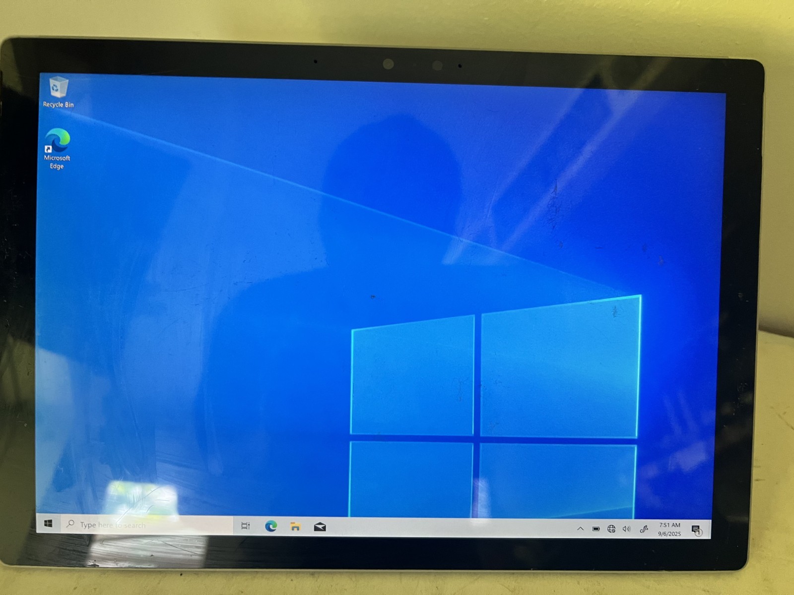 Microsoft Surface Pro 7 1866 Core i7-1065G7 1.3GHz 16GB 256GB Silver PLEASE READ
