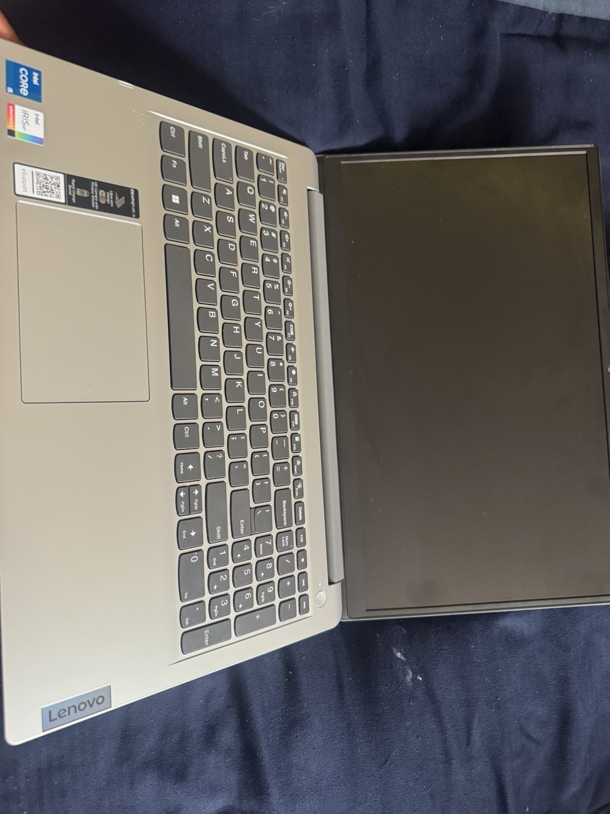 Lenovo IdeaPad U530 15.6″ Intel Core i5-1335U 16GB RAM Windows 11 Home Silver