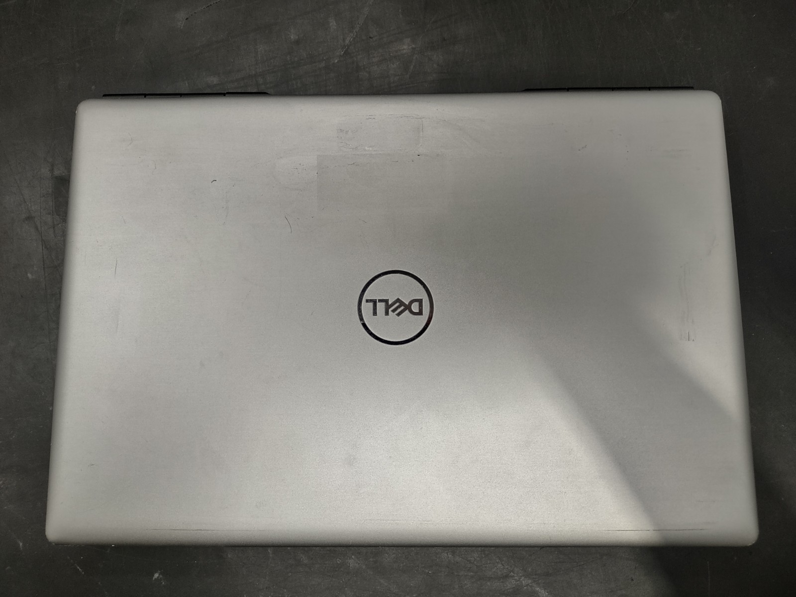 Dell Precision 7550 i7 10850H @ 2.70Ghz 32GB RAM NO SSD NO OS