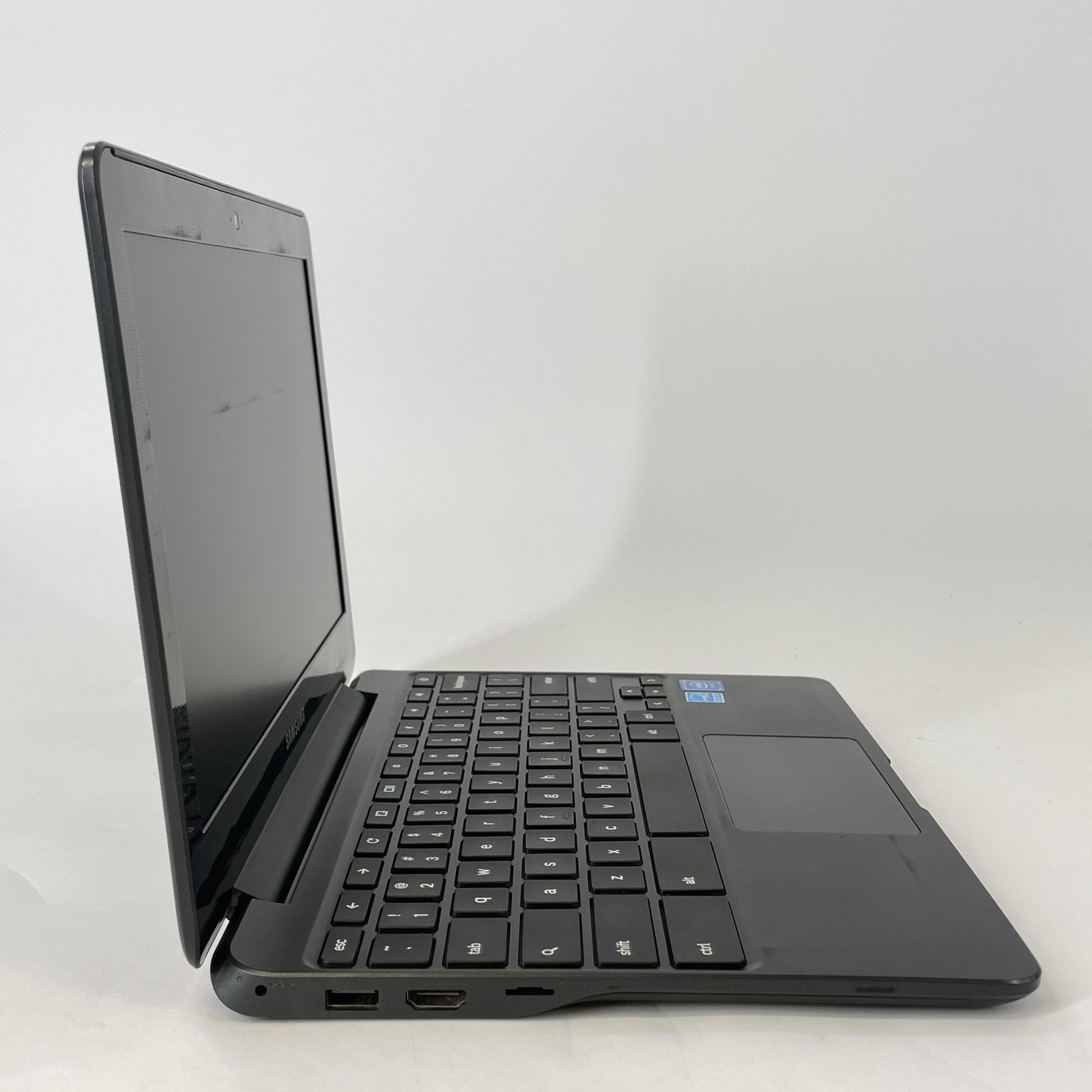 Samsung Chromebook 3 XE500C13 11.6 HD 2.5 GHz Intel Celeron 4GB 16GB eMMC Good