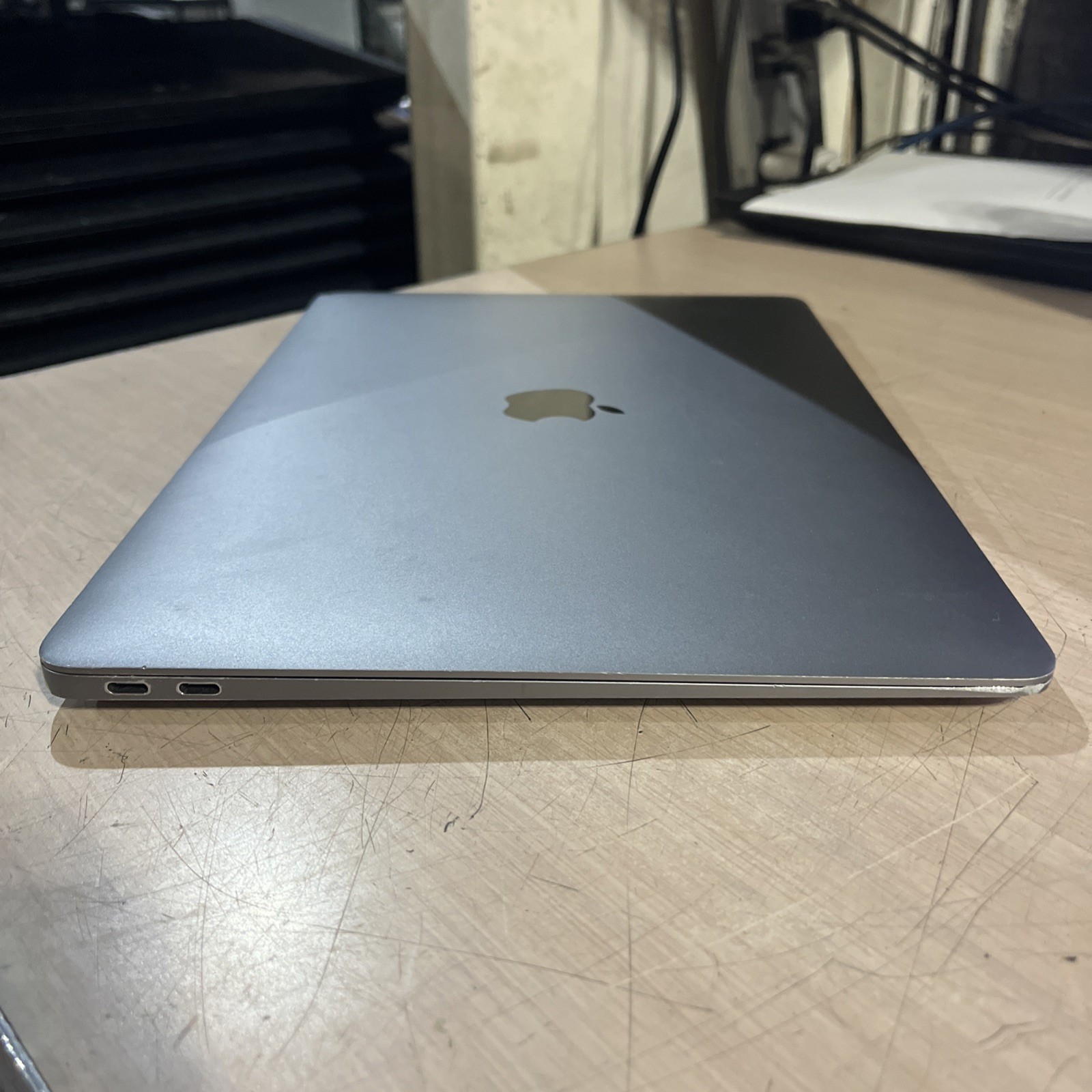 APPLE MACBOOK AIR 13″ SCISSOR, 2020 CORE I3-1000NG4 1.1GHZ 8GB RAM 256SSD