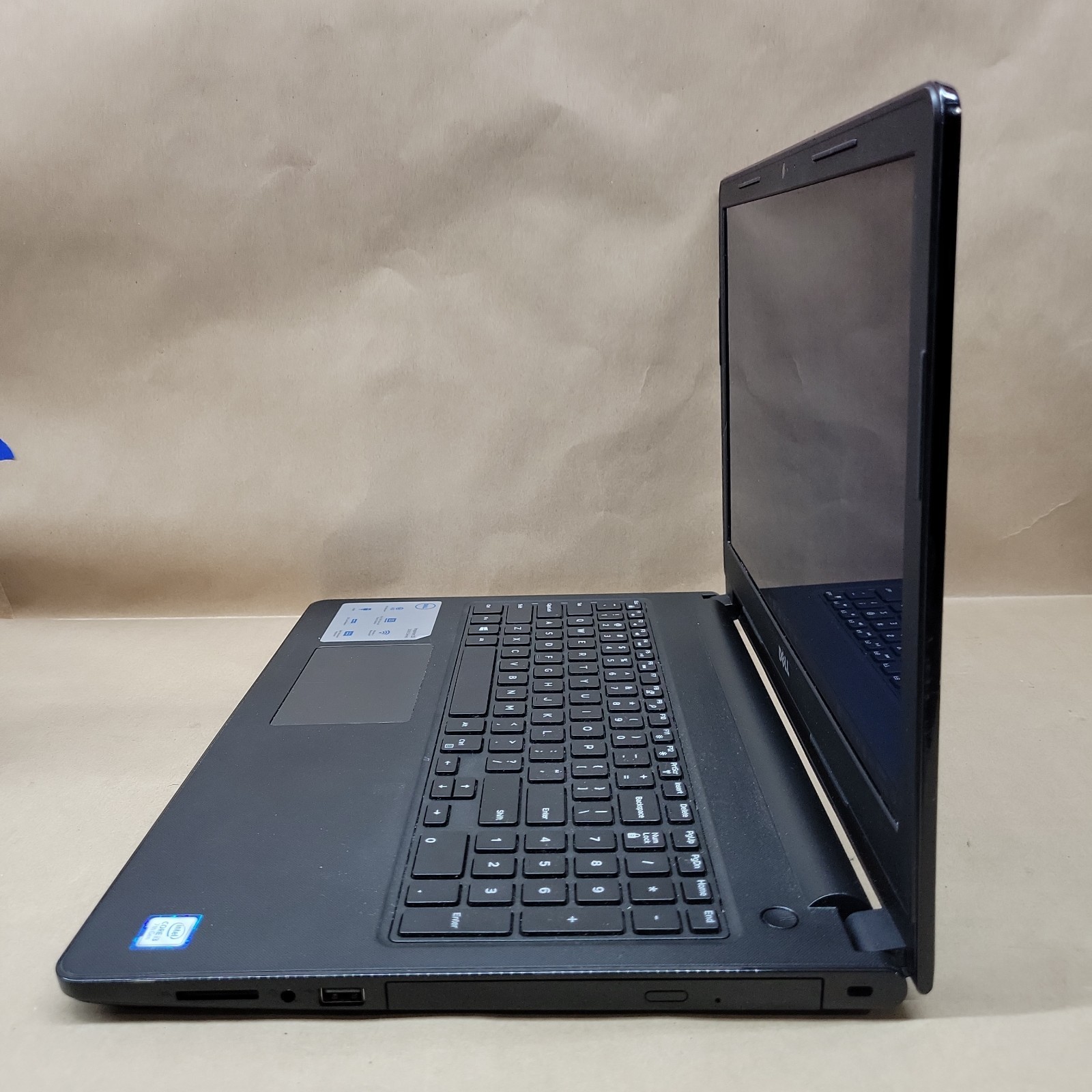 Dell Inspiron 15-3567, Intel Core i3-7100 @ 2.4GHz, 8GB RAM, 1TB HDD, W10P