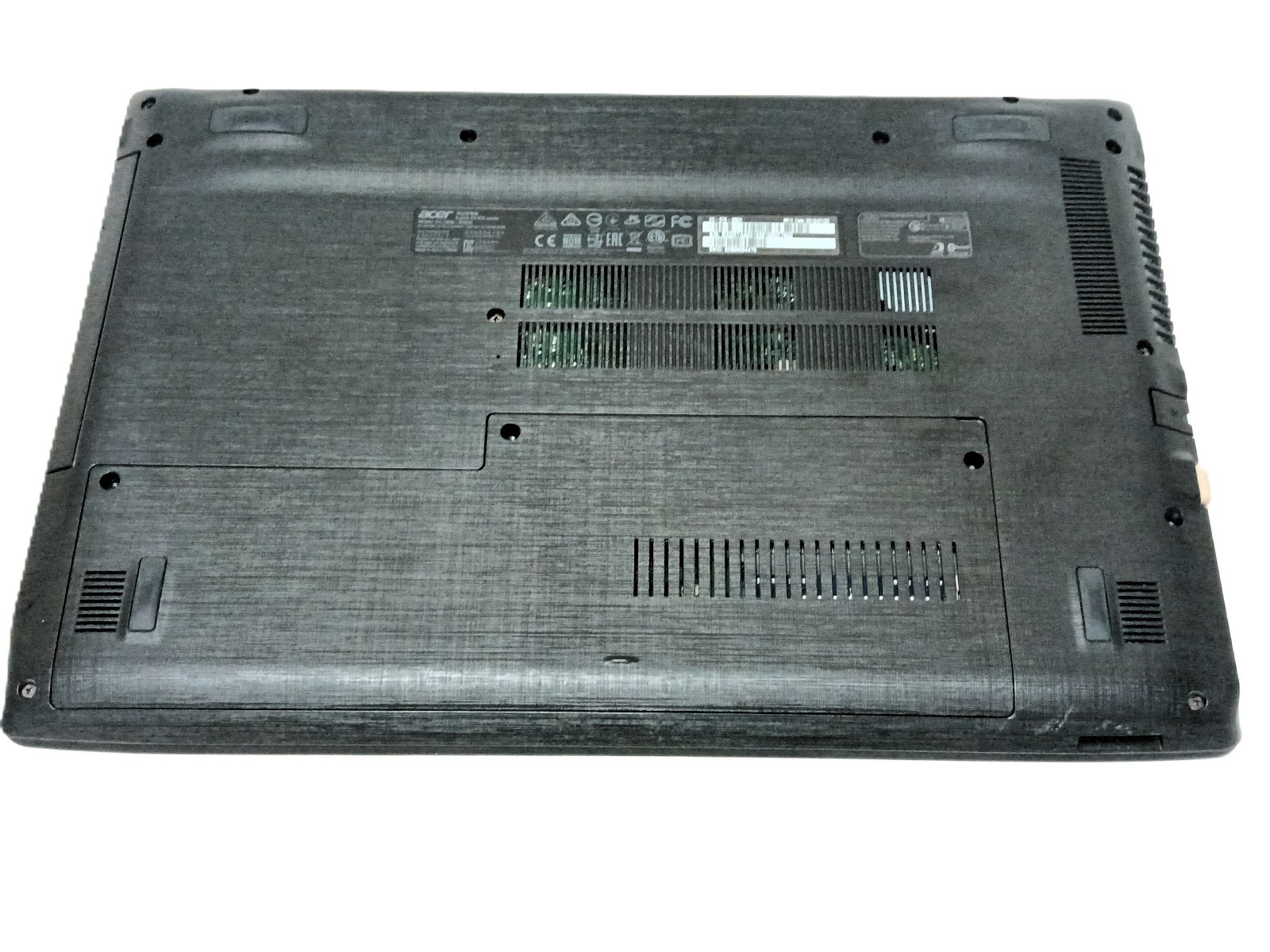 Acer laptop Aspire E5-576 Series Model N16Q2 8GB RAM 256GB SSD drive w powercord