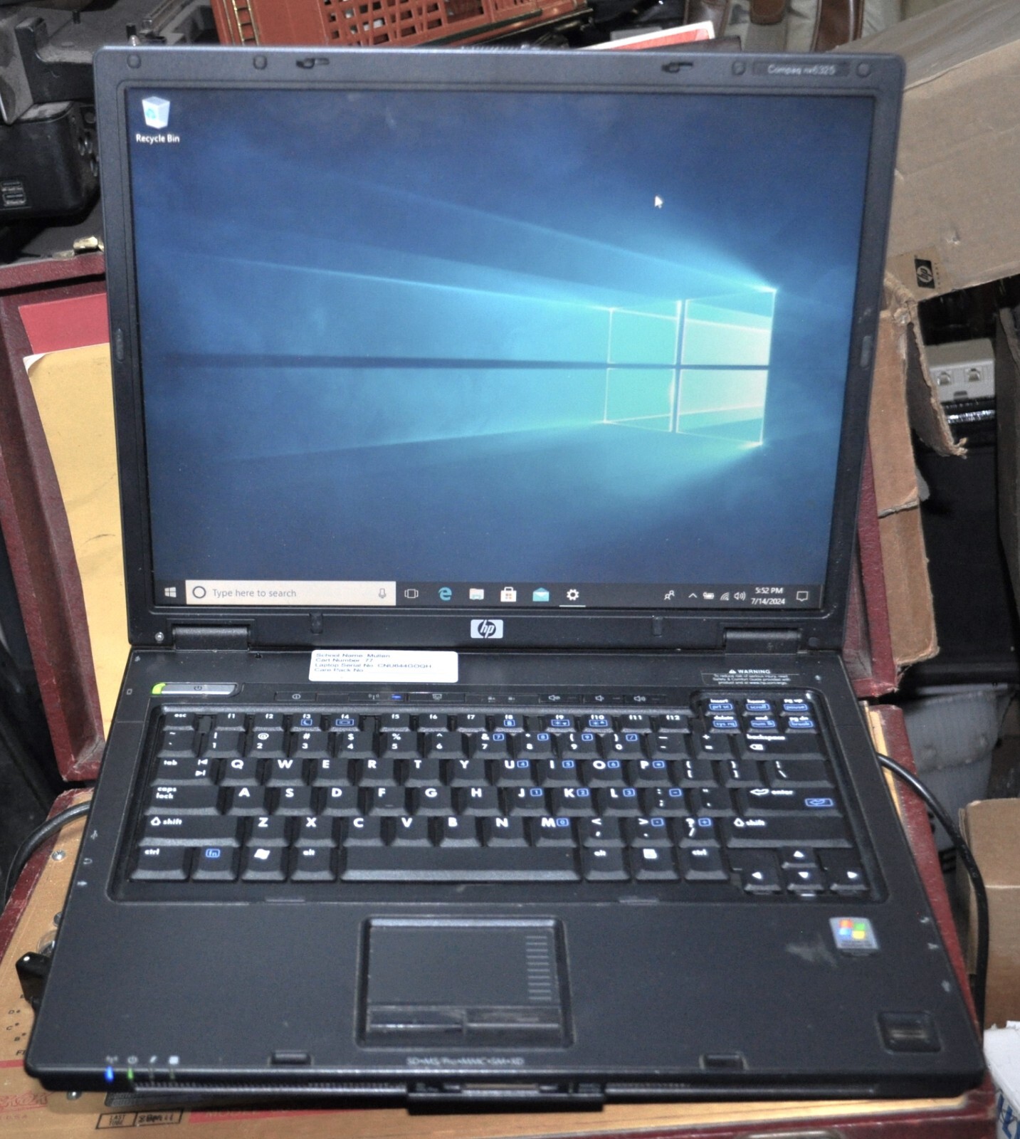 HP/COMPAQ nx6325 SEMPRON LAPTOP 320 GIG HD CDR + DVD/RW VERY GOOD SCHOOL SURPLUS