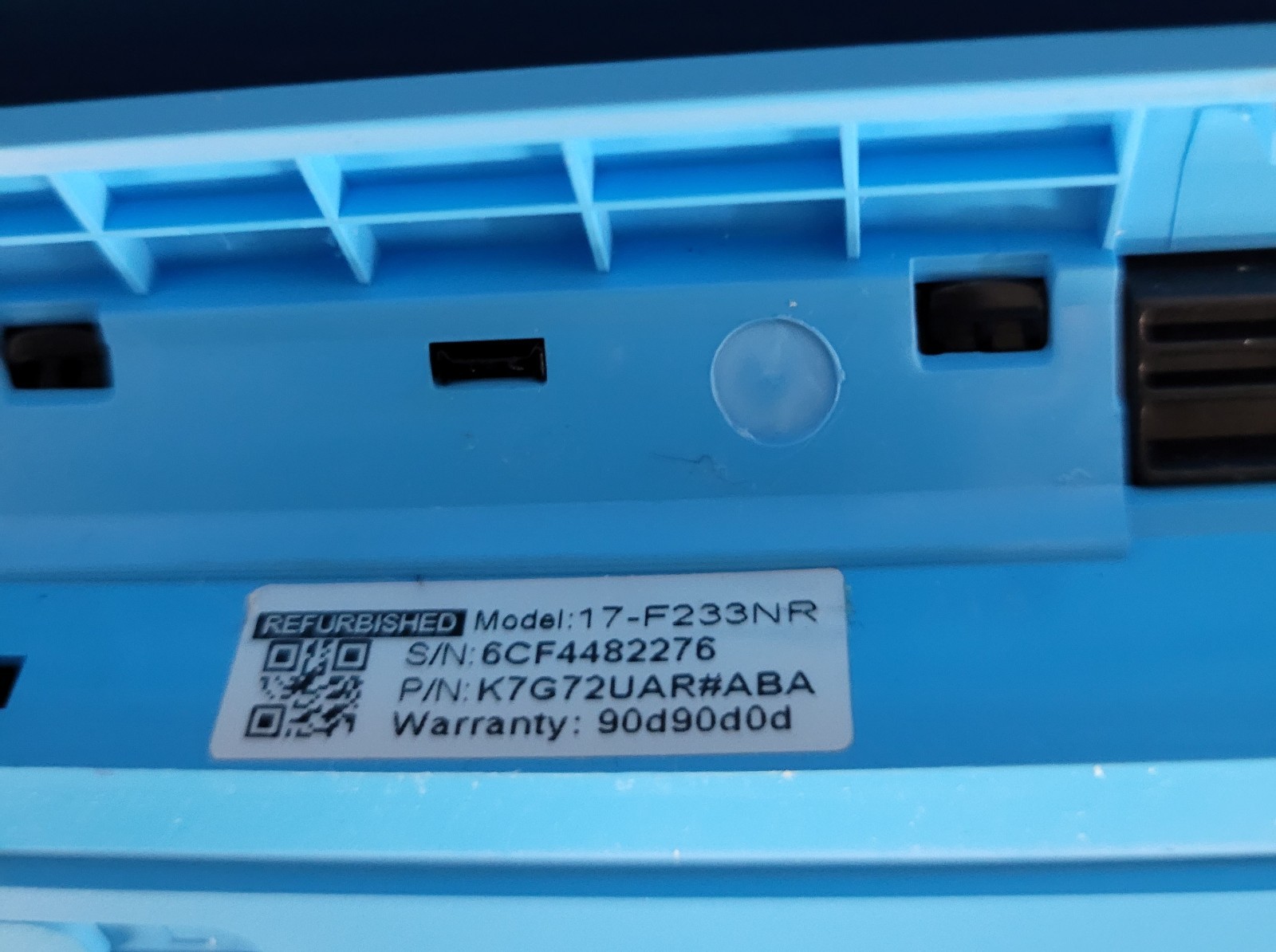 HP Pavilion 17-f233nr AMD A10- 5745m @2.10 GHz/ 8 GB RAM / 1 TB HDD Windows 11