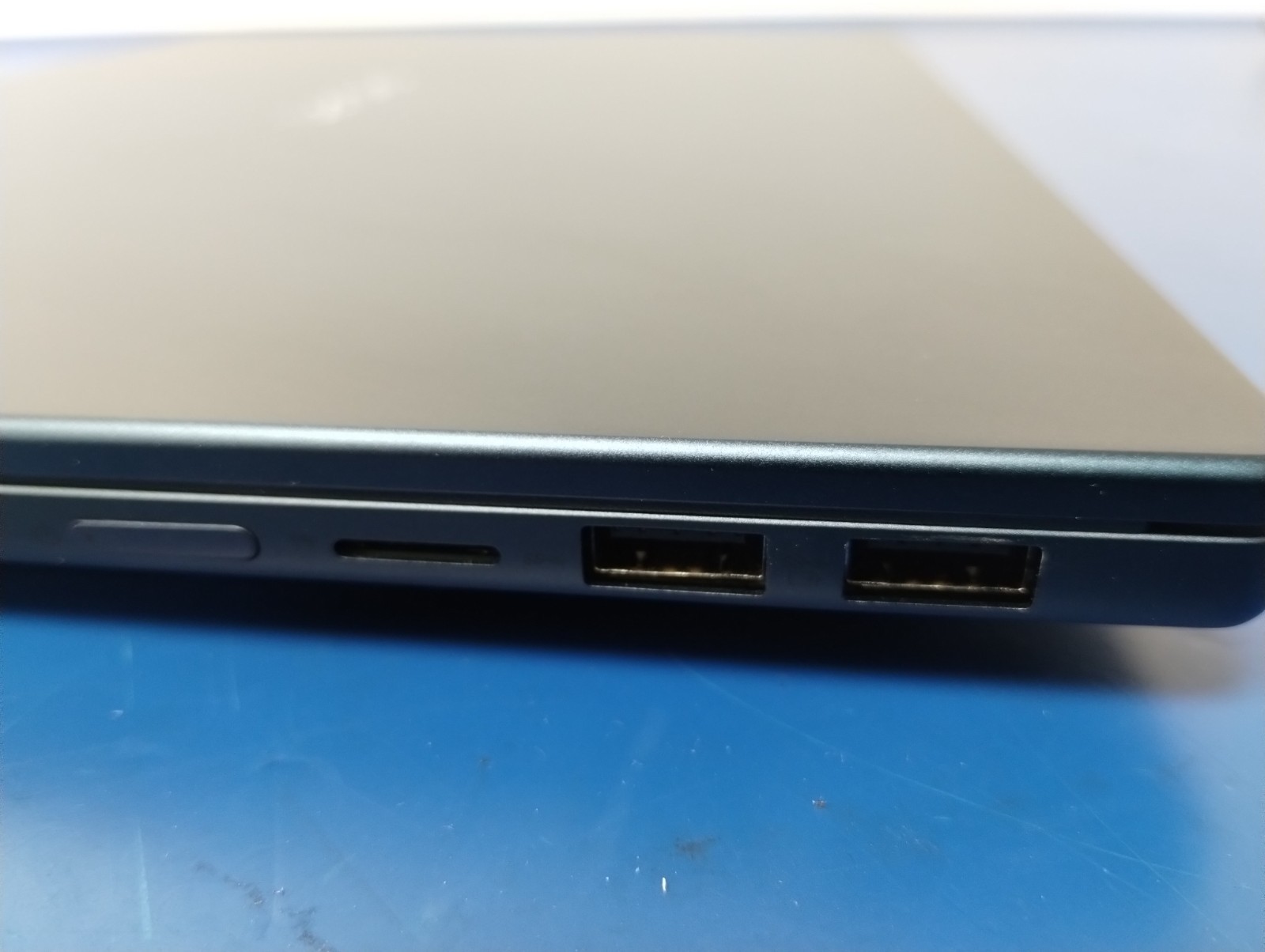 LENOVO IdeaPad Slim 5 16AKP10, AMD Ryzen AI 7 350, 16 GB RAM, 1 TB NVMe SSD