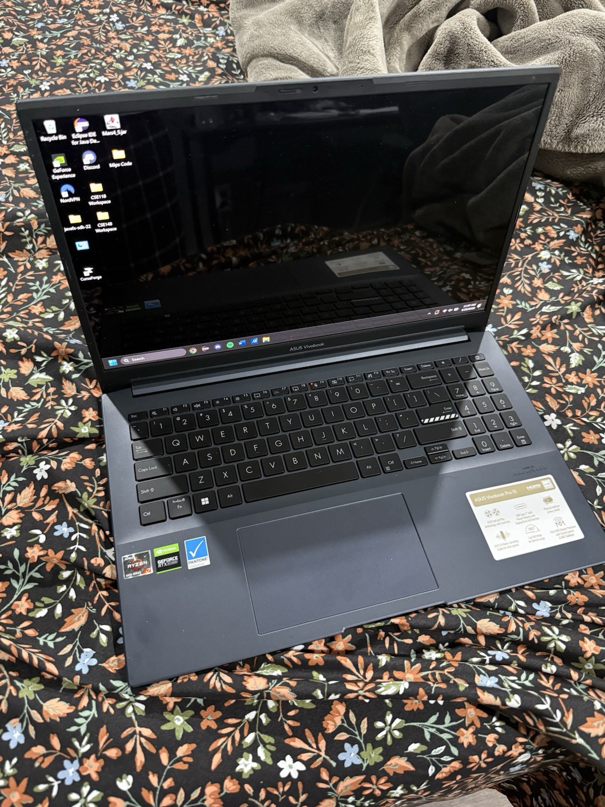Asus Vivobook OLED 3050ti Ryzen 7