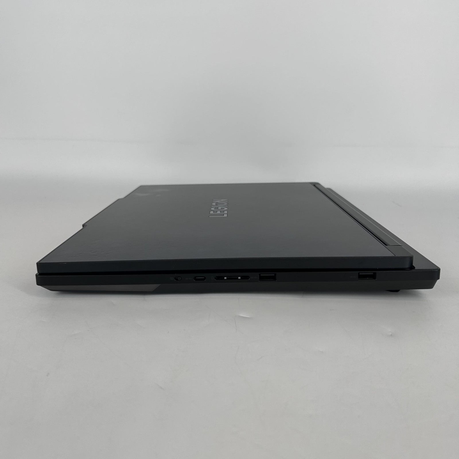 Lenovo Legion 9i Gen 10 18 UHD+ 2.7 GHz Ultra 9 275HX 64GB 2TB/2TB RTX 5090