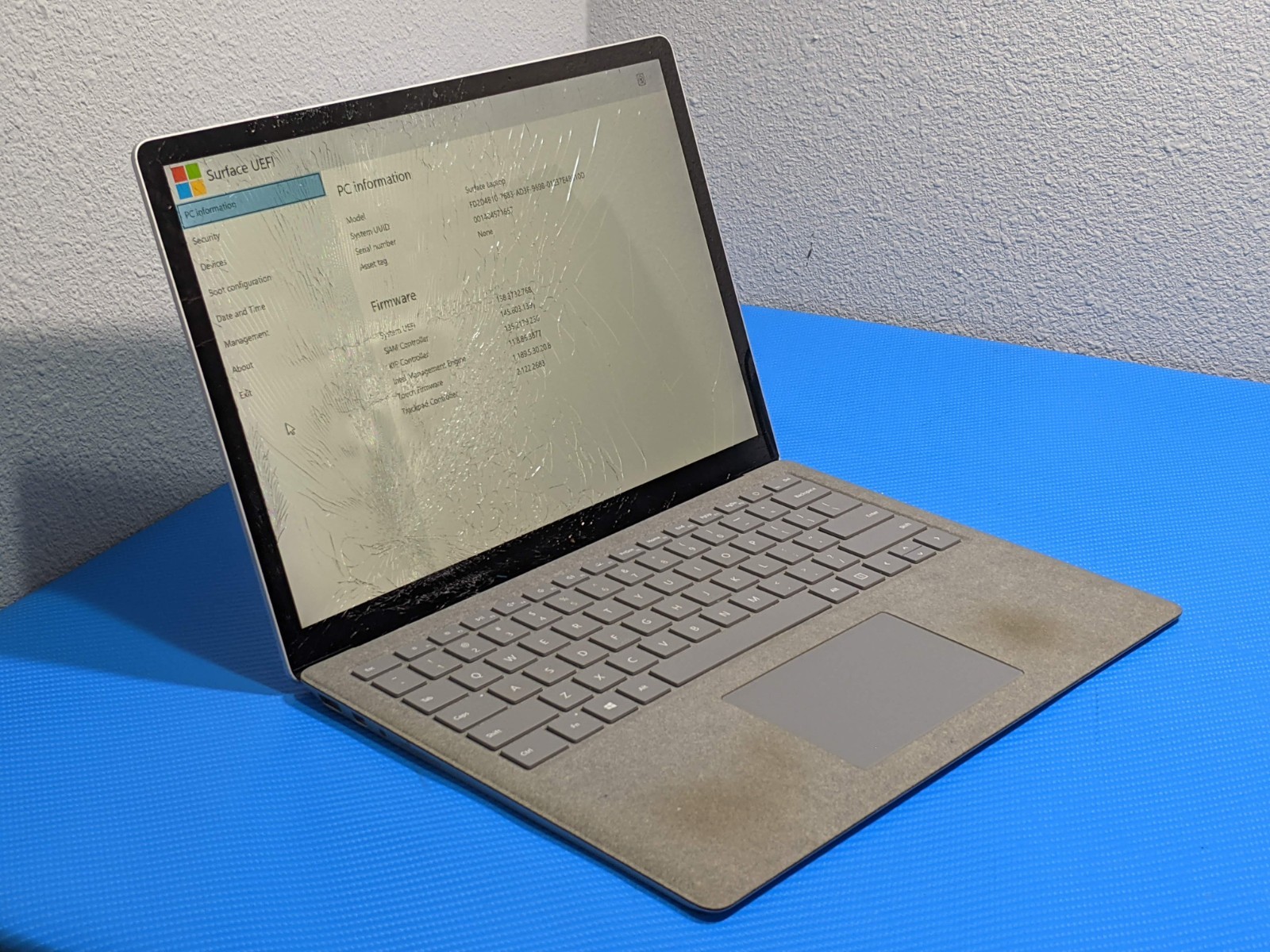 MS Surface Laptop 1769 13.5″QHD+ TOUCH BAD LCD i7-7200U 2.5GHz 4GB 128GB BAD SSD