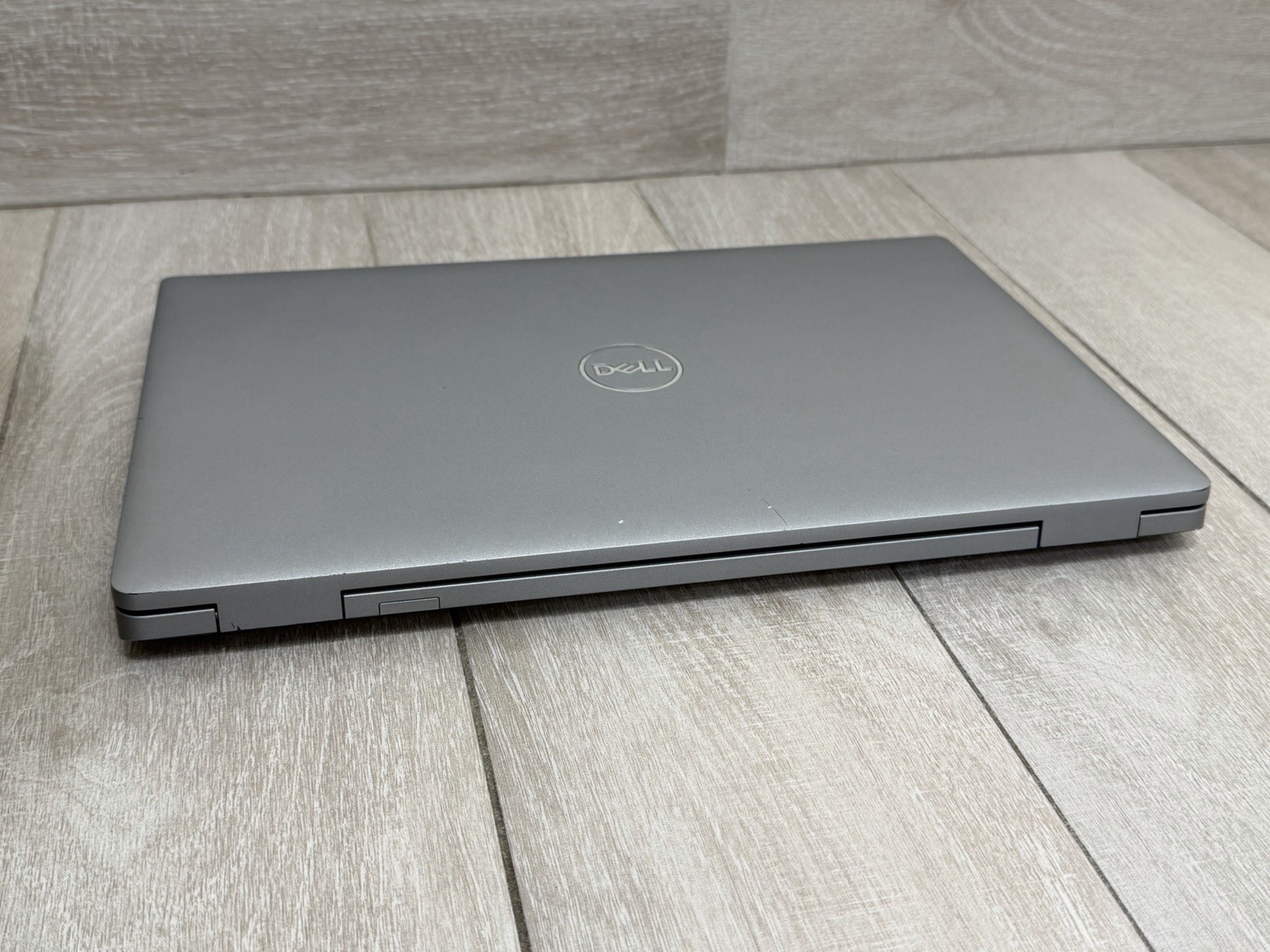 Dell Precision 3560 15.6″ FHD Core i5-1145G7 NVIDIA T500 256GB NVMe 8GB RAM