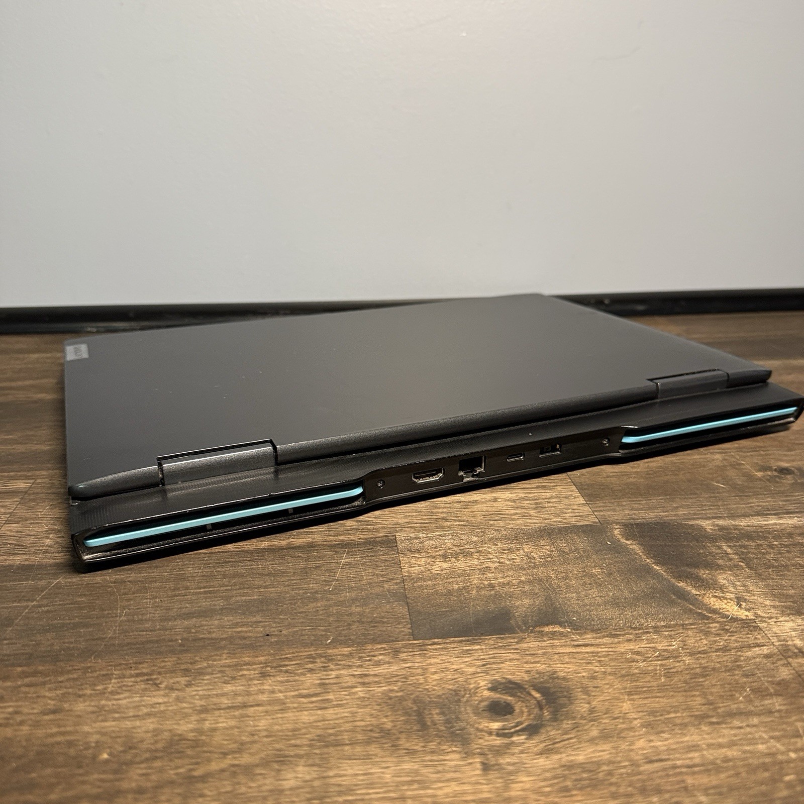 Lenovo IdeaPad Gaming 3 15.6″ Laptop (Ryzen 5 6600H/16GB/RTX 3050/512GB/120Hz)