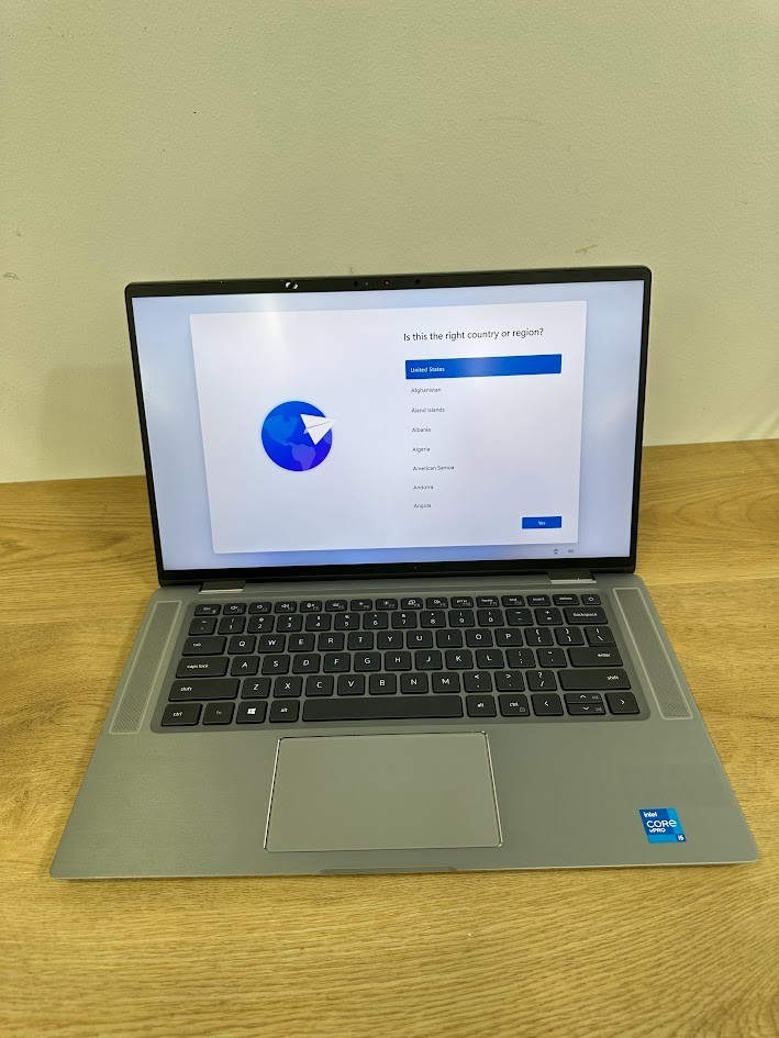Dell Latitude 9520 Core i5 1145G7, 16GB LPDDR4, Intel Iris Xe, 512GB SSD, 2021