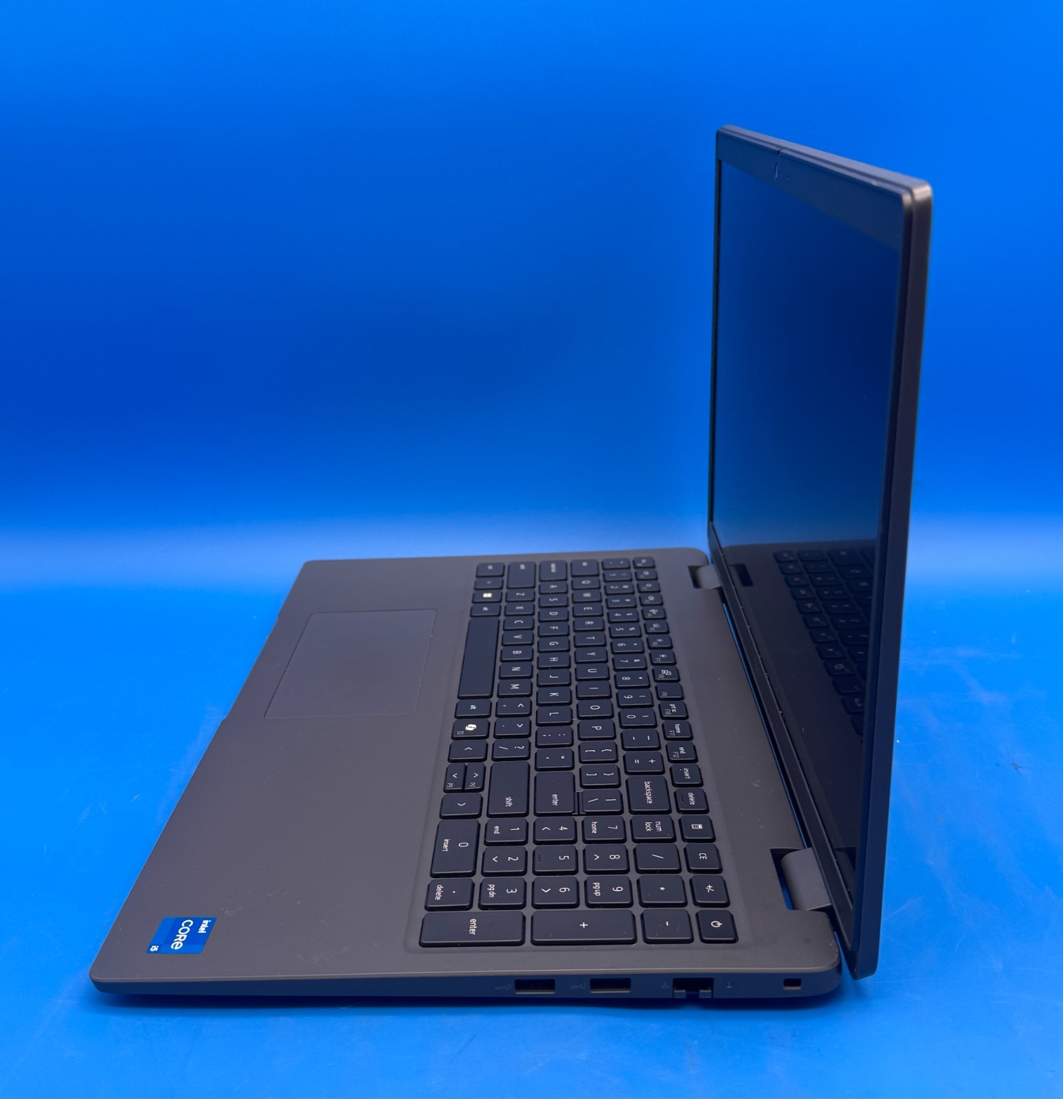 Dell Latitude 3550 Laptop, 15″ Core i5 13th Gen, 16GB RAM, 256GB SSD, Windows 11