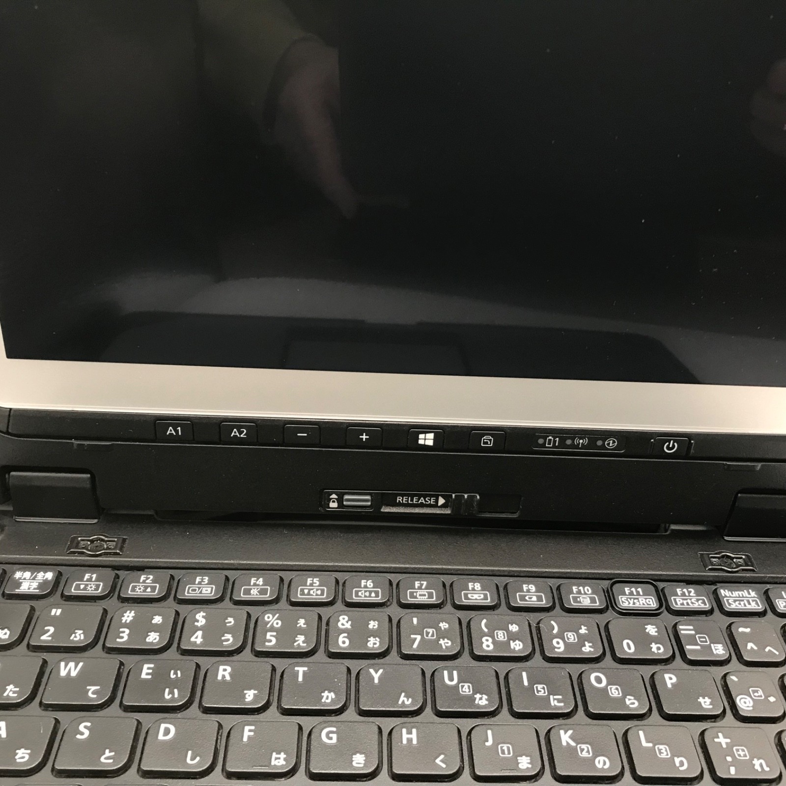 Panasonic TOUGHBOOK CF-20 Core i5-7Y57 128GB Touch Panel Very Good F/S Japan