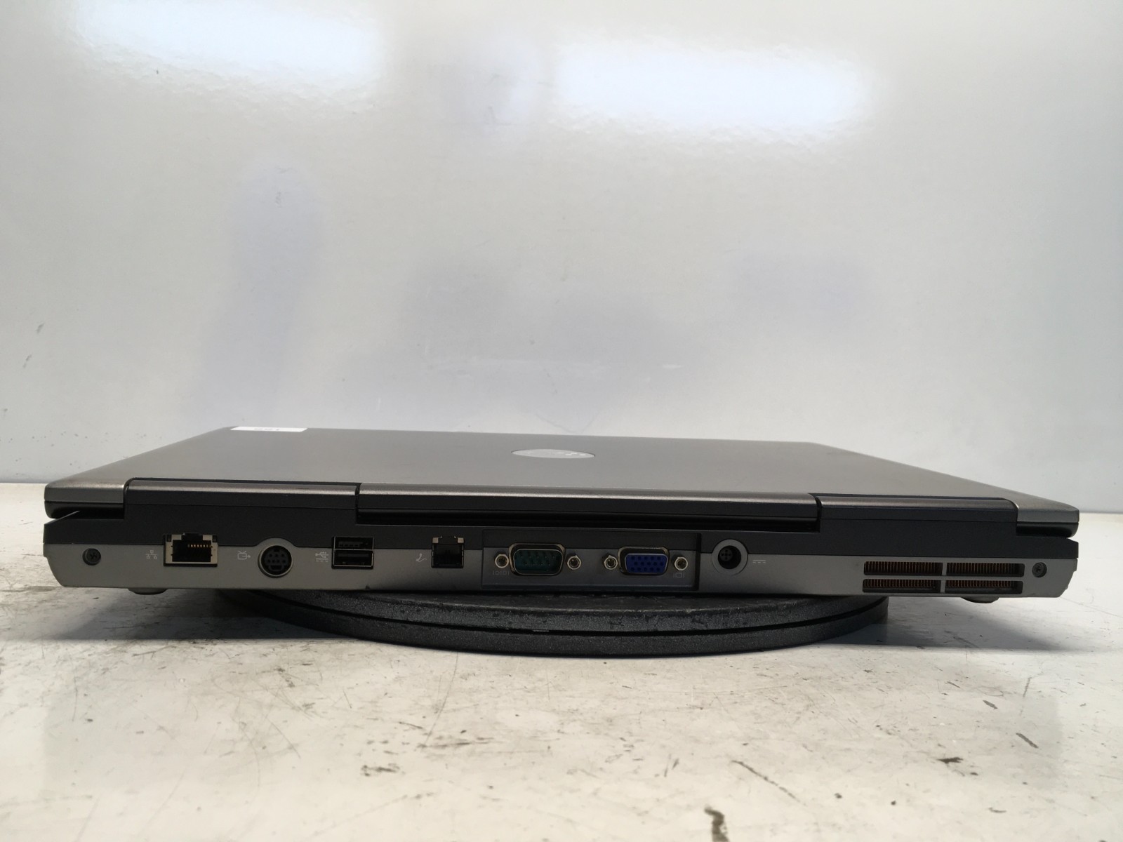 Dell Latitude D830 Intel Core 2 Duo 06FA 2GHz 2 GB 500 GB WIN XP