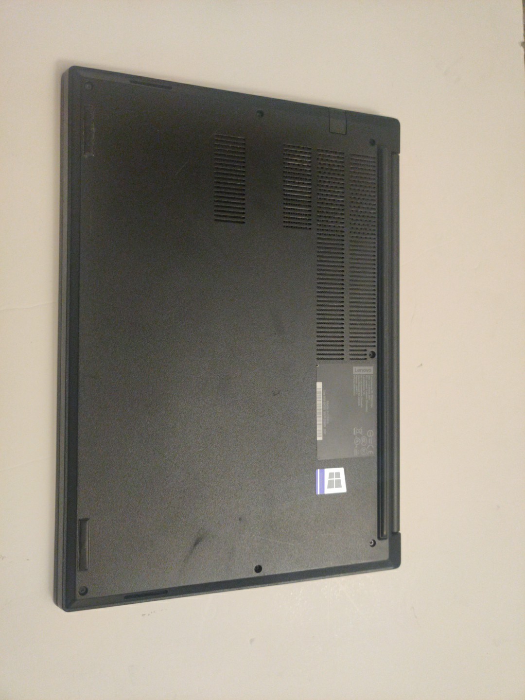 Lenovo ThinkPad E14 i5 10210u Cpu