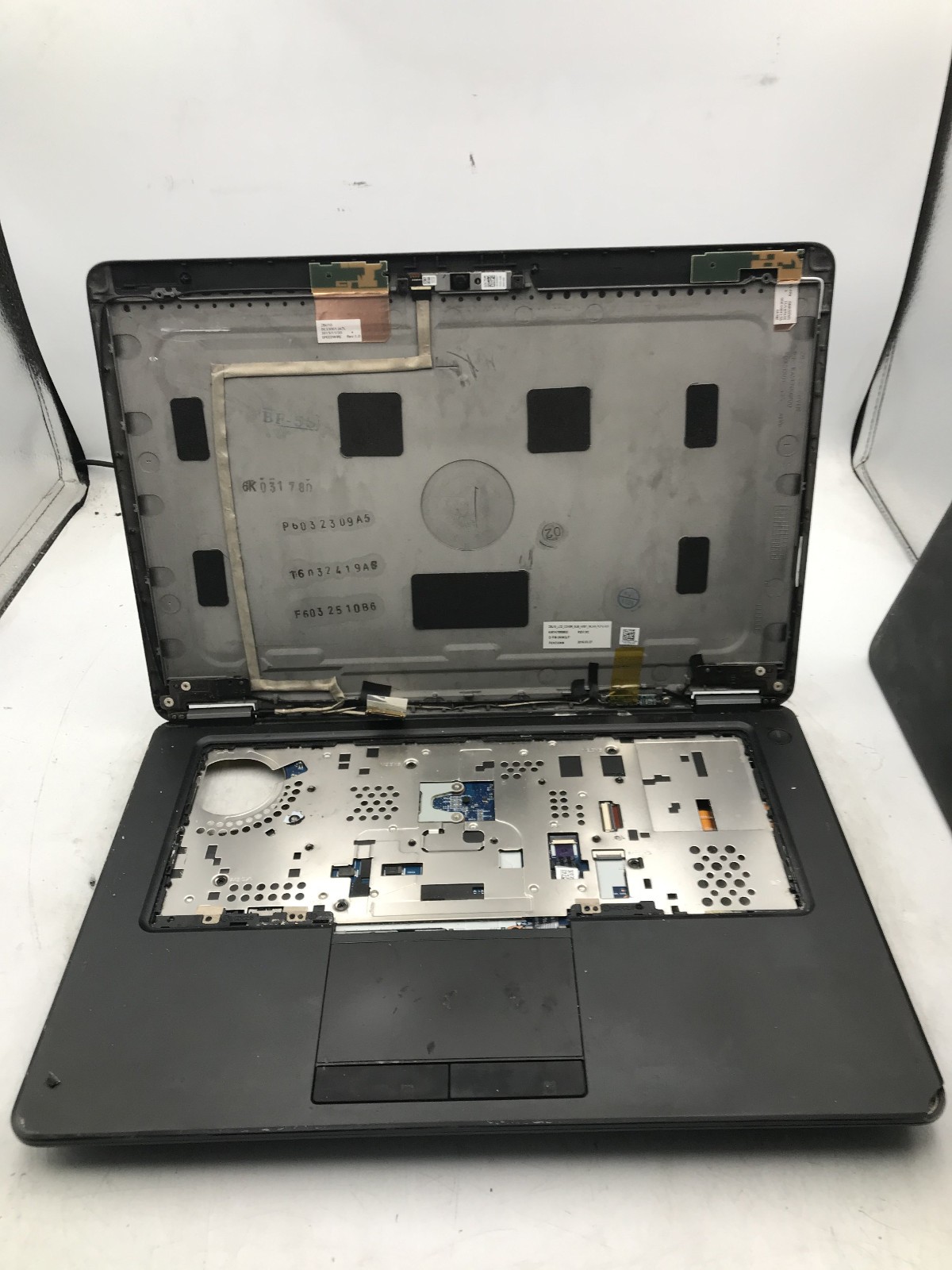 DELL LATITUDE E7450 – LOT OF 2 – FOR PARTS/REPAIR – INTEL I7 5TH GEN – READ – BB