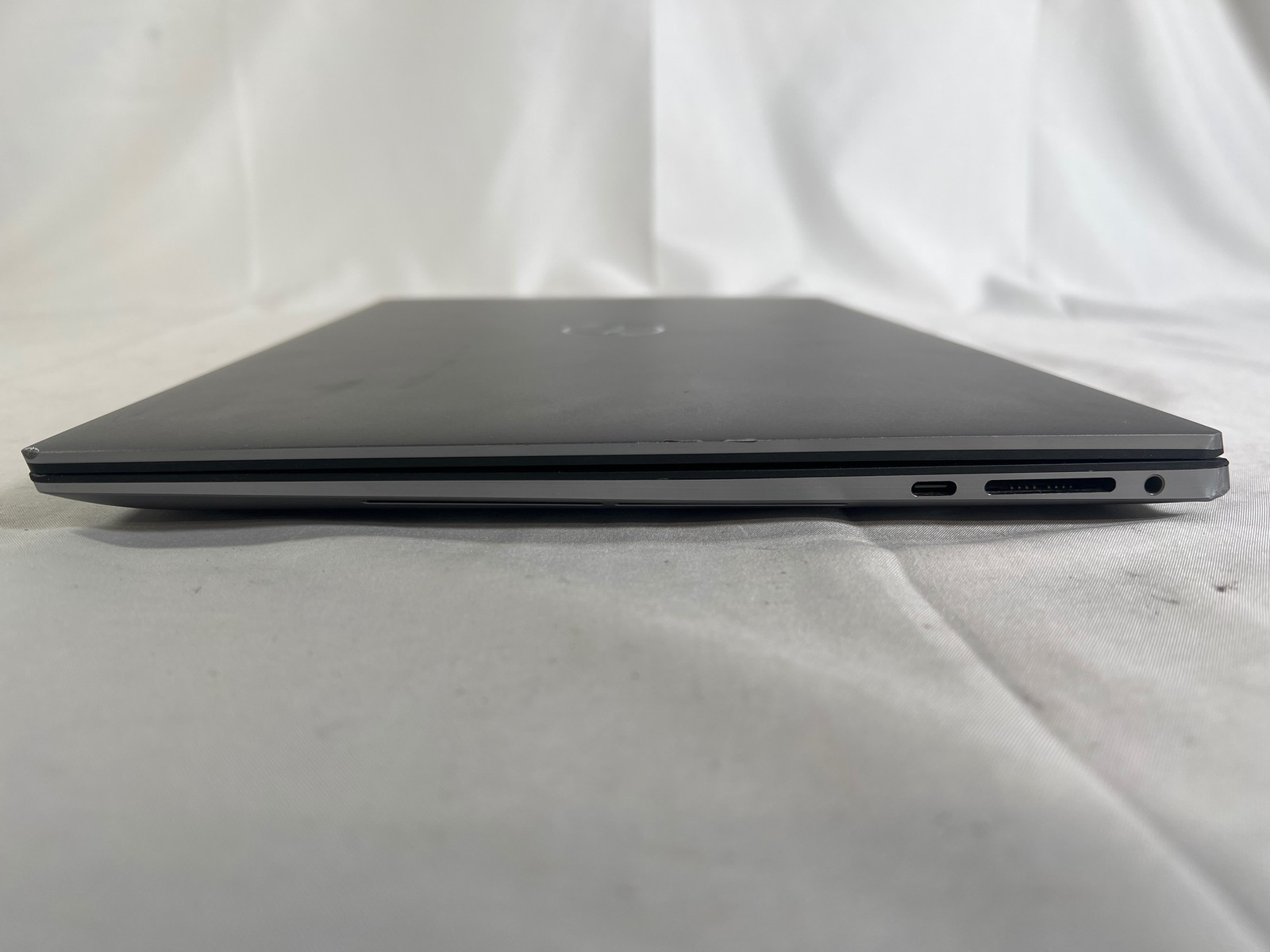 Dell Precision 5560 i7-11800H 2.3GHz 32 GB 512GB SSD 15.6″