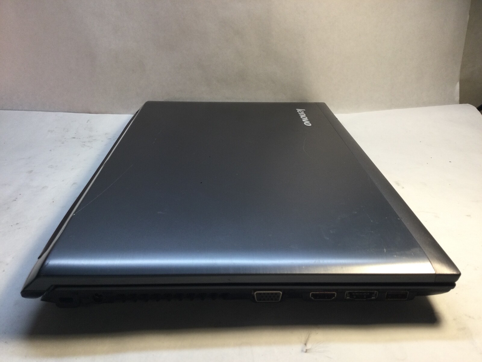 Lenovo IdeaPad V570 15″ Laptop Intel Core i5-2410M 2.4GHz-BAD KEYBOARD -MZ