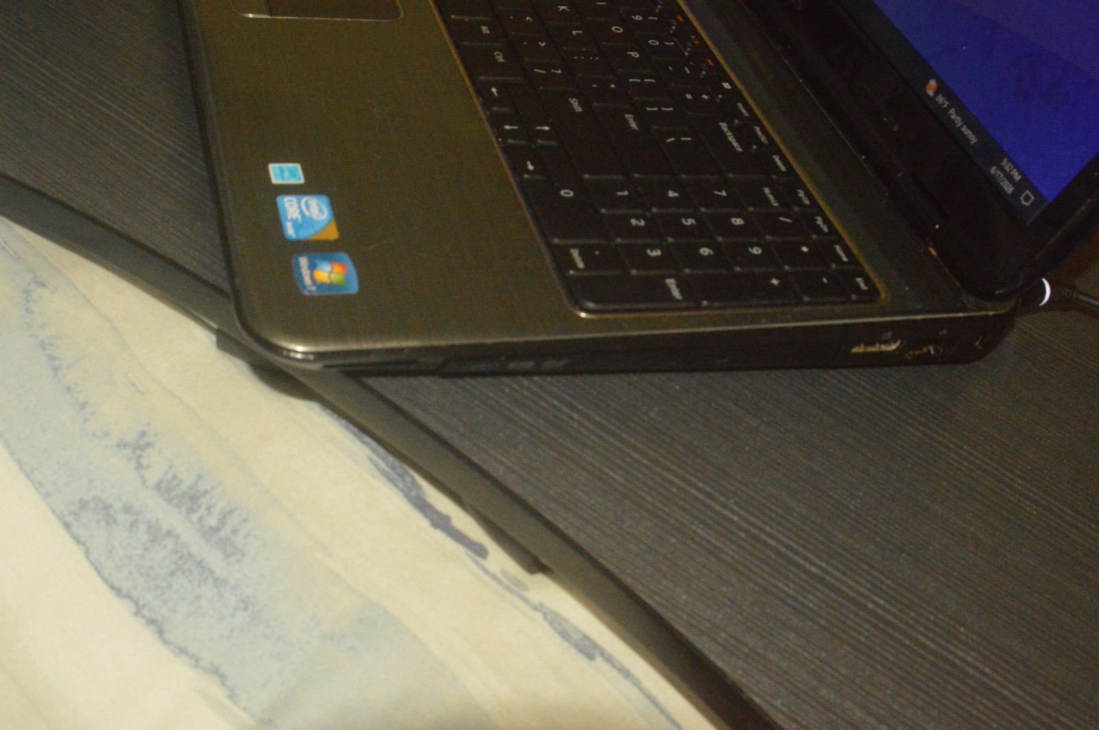 dell inspiron n5010 laptop replaced batterys 8 gig mem 320 h/drive