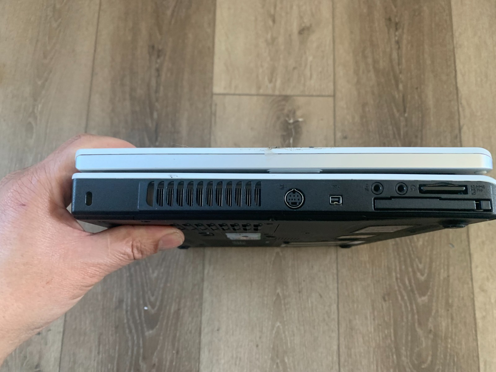Dell Inspiron 640m 14″ Intel Core Duo T2050 1.6GHz 1GB RAM 120GB HDD Win 7 Pro