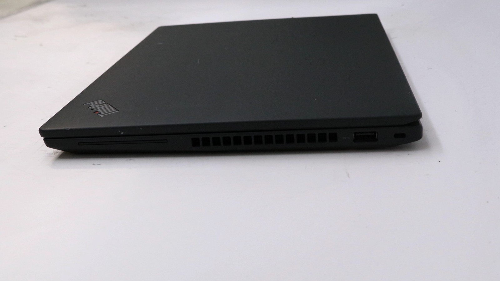 Lenovo ThinkPad T14 Gen 3 14″ i7-1265u 32GB 512GB – Very Good READ DESC