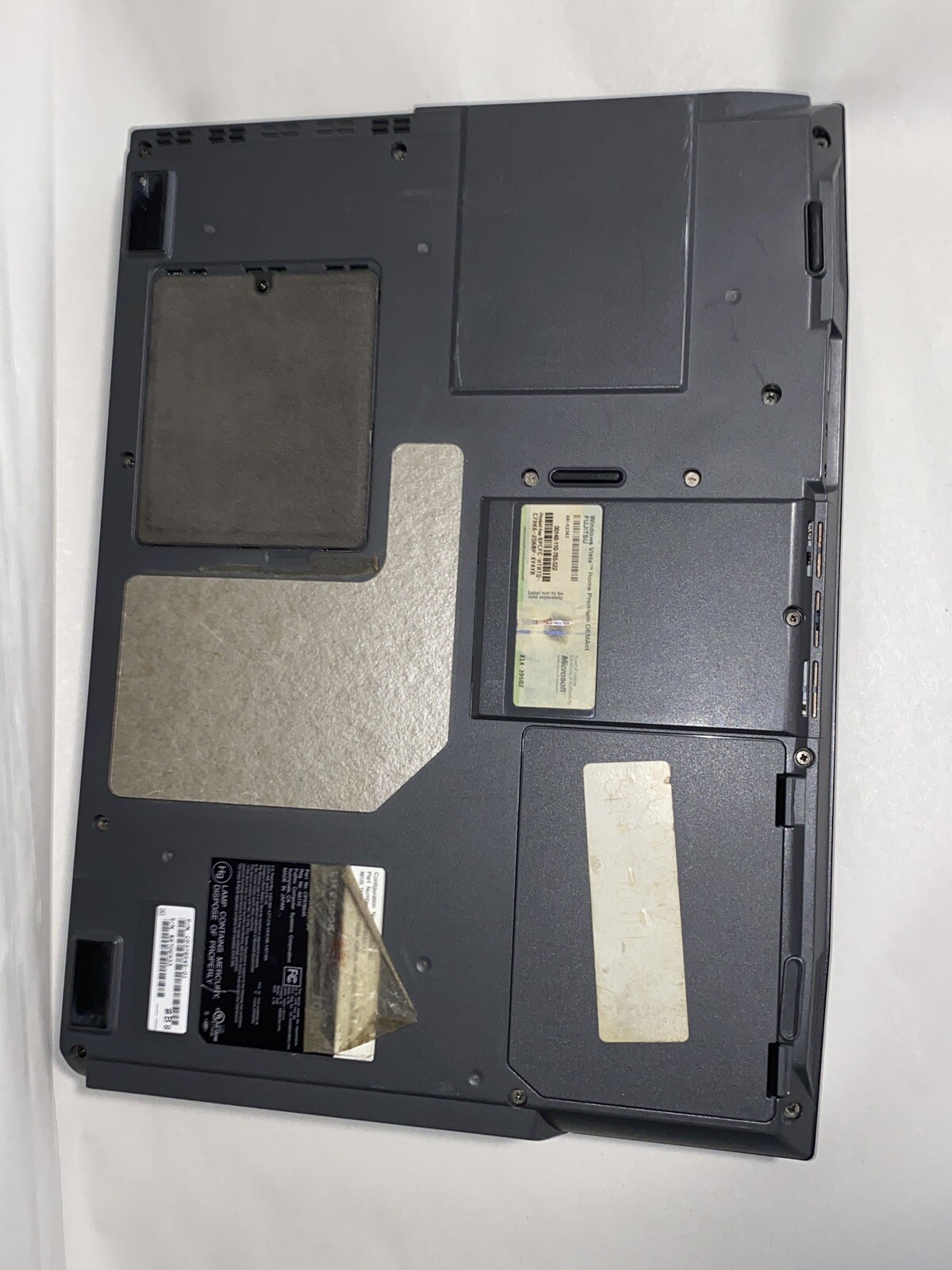 Fujitsu LifeBook A Series A6120 Laptop (FPCR32707) LCD Screen Parts