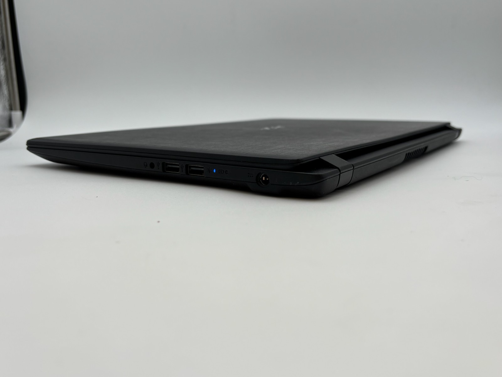 Acer Aspire A315-31 15.6″ 512 GB SSD 4 GB RAM Celeron CPU N3350 Windows 10 Home