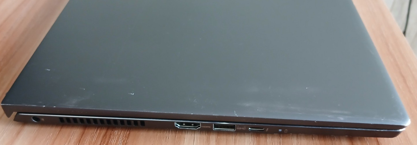 DELL VOSTRO 15 7510 i7-11800H RXT 3050 15.6″ FHD 8/512***READ