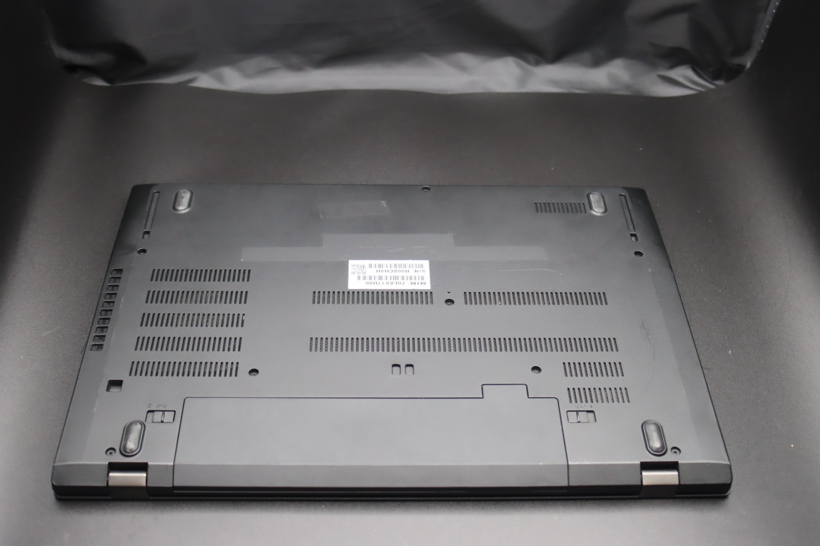 Lenovo ThinkPad T580 15.6″ Core i5-8350U 8GB RAM 256GB SSD (Windows 11 Pro)