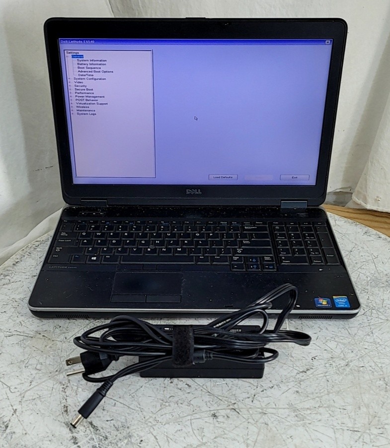DELL LATITUDE E6540 Laptop Intel Core I5-4300M 8GB 320GB SEE NOTES