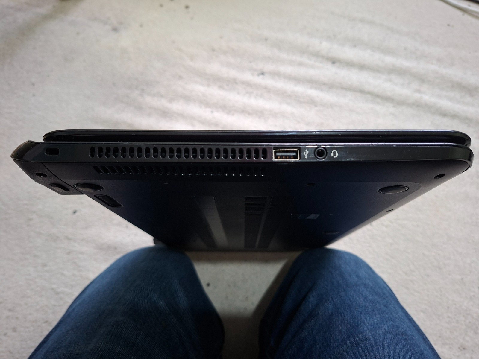Hp Pavilion Touchsmart 15 b-130sa Laptop 15.6″ 8GB 128GB Windows 8.1 64 BIT HDMI