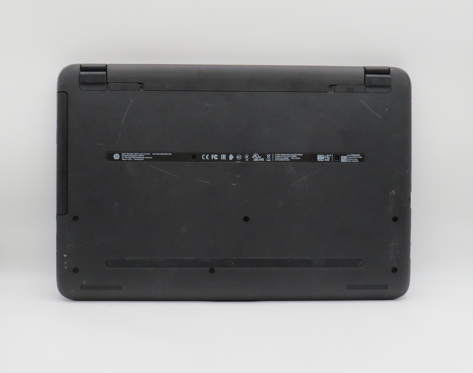 HP 15 | I3-6100U @ 2.3GHz | 4GB DDR4 | 256GB SATA SSD | 15″ | No OS