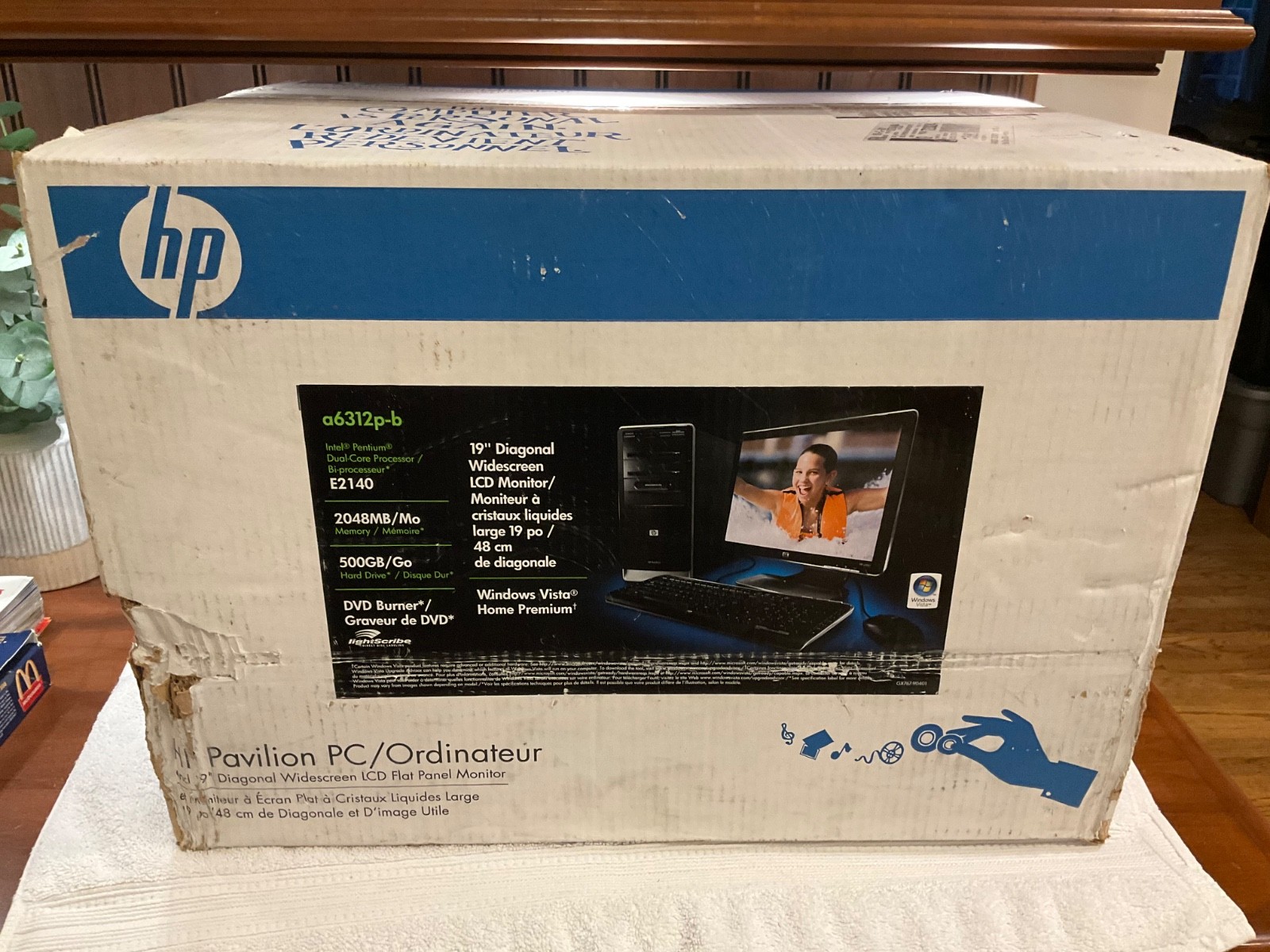 HP Pavilion a6312p-b Desktop PC Bundle BRAND NEW In Box 19″ Widescreen LCD Vista