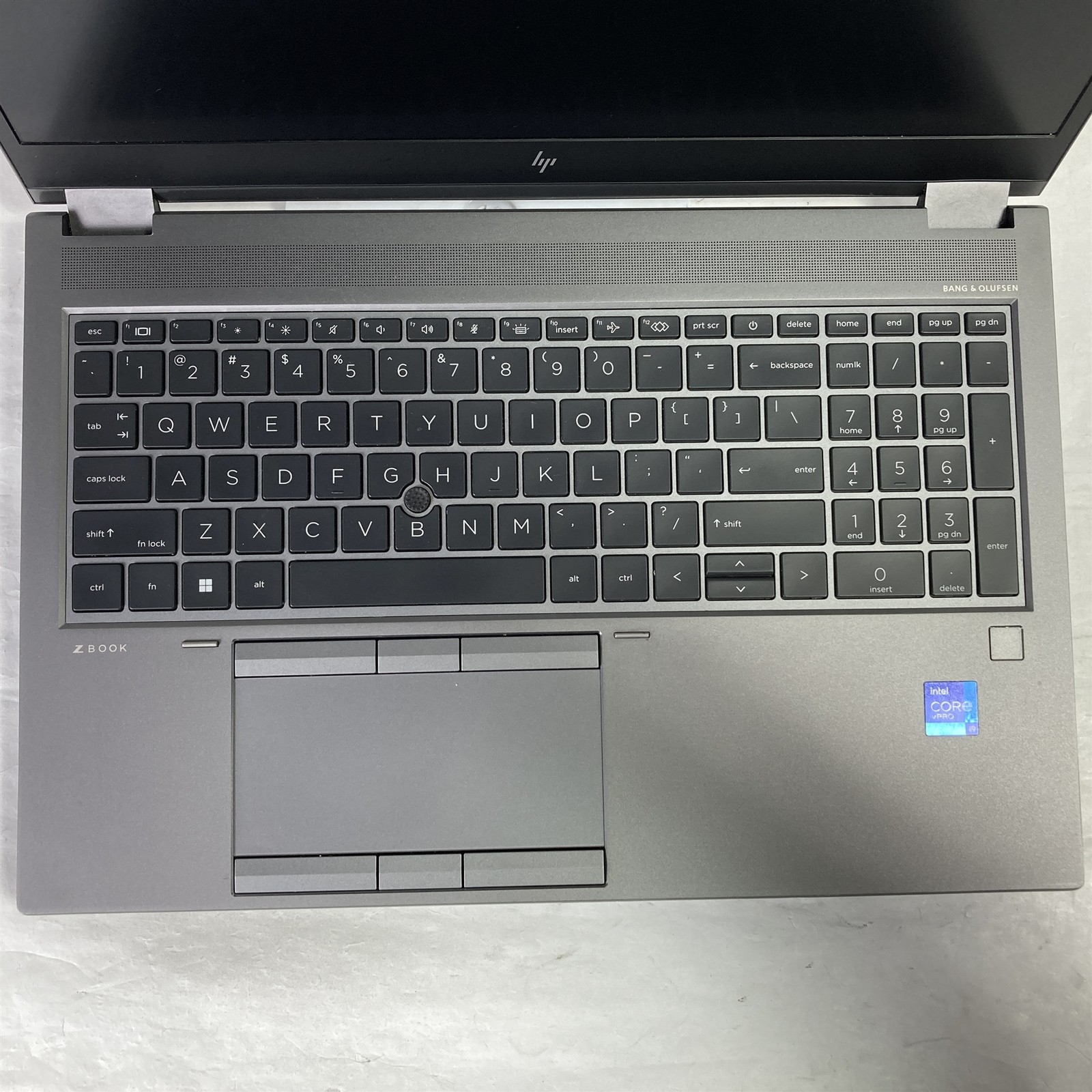 HP ZBook Fury 15 G8 15.6″ Core i9-11950H 2.6GHz – 32GB – 1TB NVMe SSD – Win 11