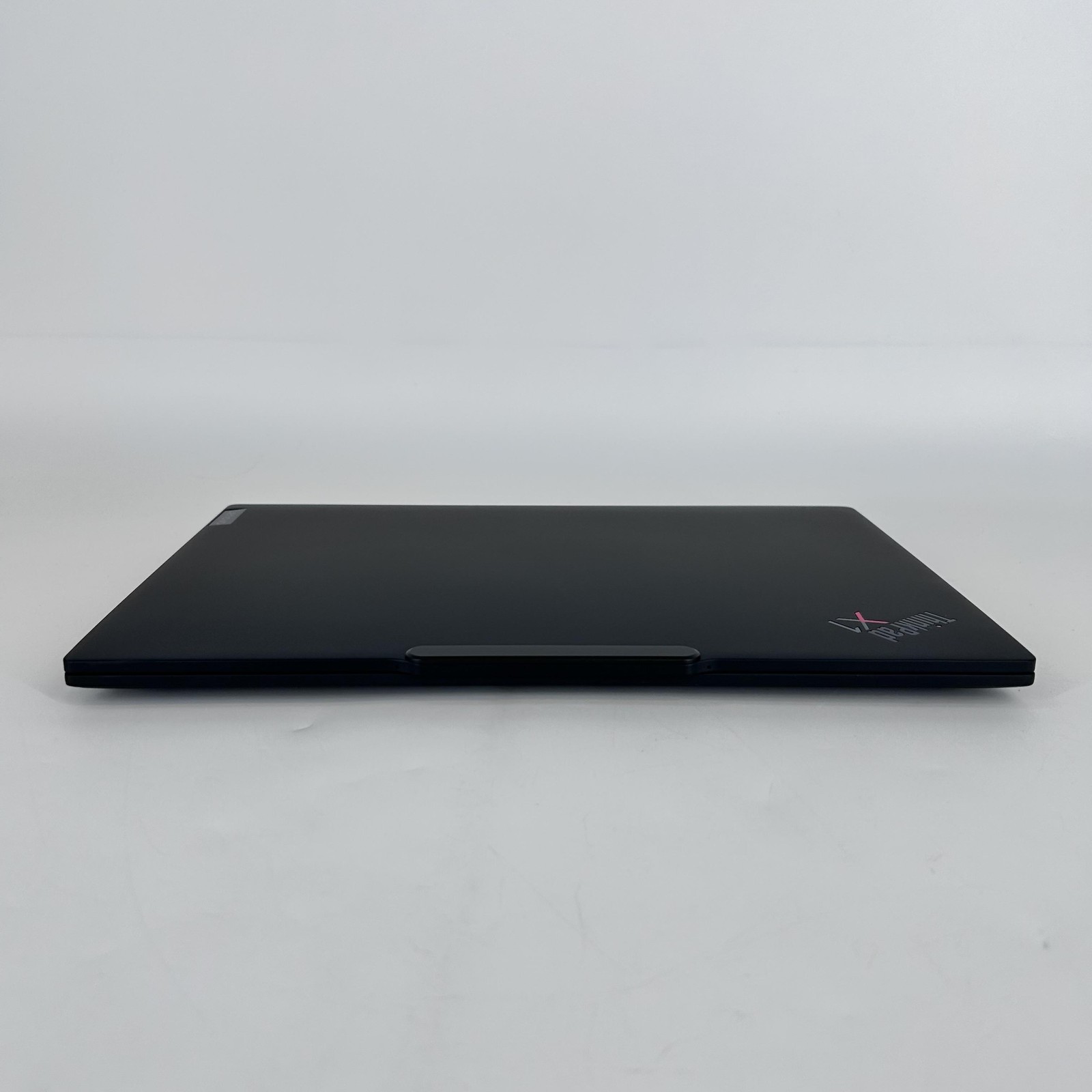 Lenovo ThinkPad X1 Carbon Gen 12 14 FHD+ 1.7 GHz Ultra 7 165U 32GB 1TB Very Good